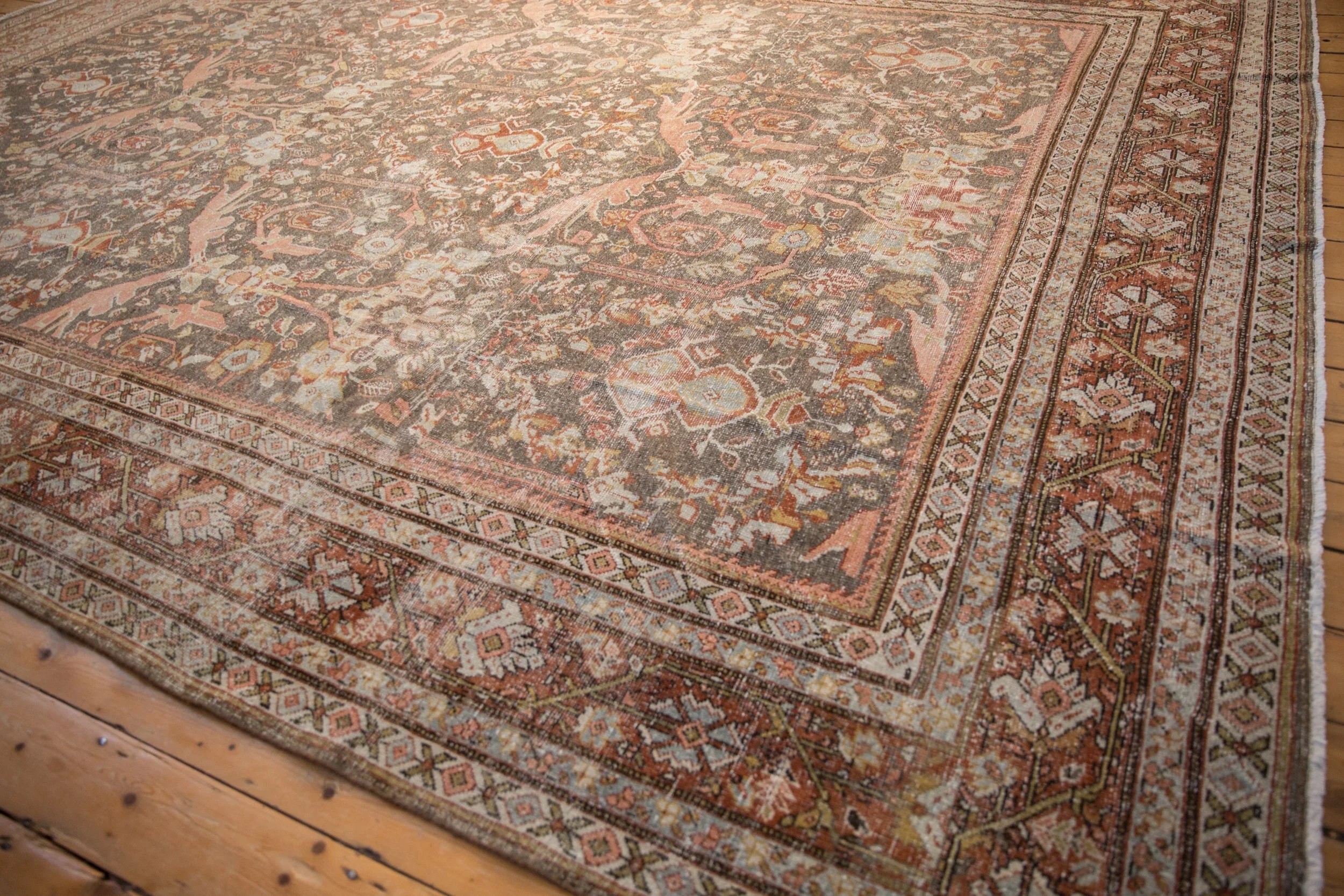 10.5x14.5 Vintage Distressed Mahal Carpet - Image 10