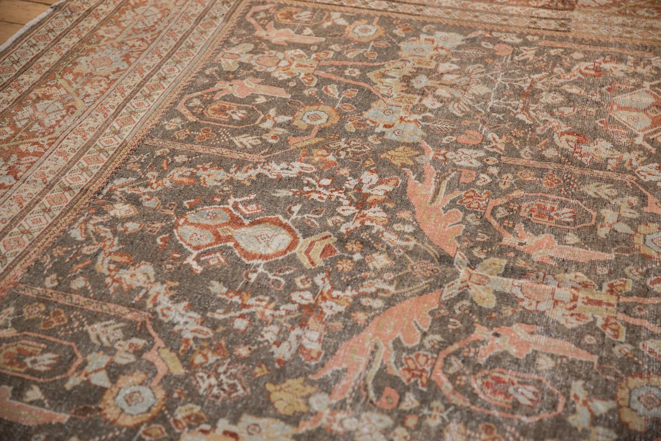 10.5x14.5 Vintage Distressed Mahal Carpet - Image 8