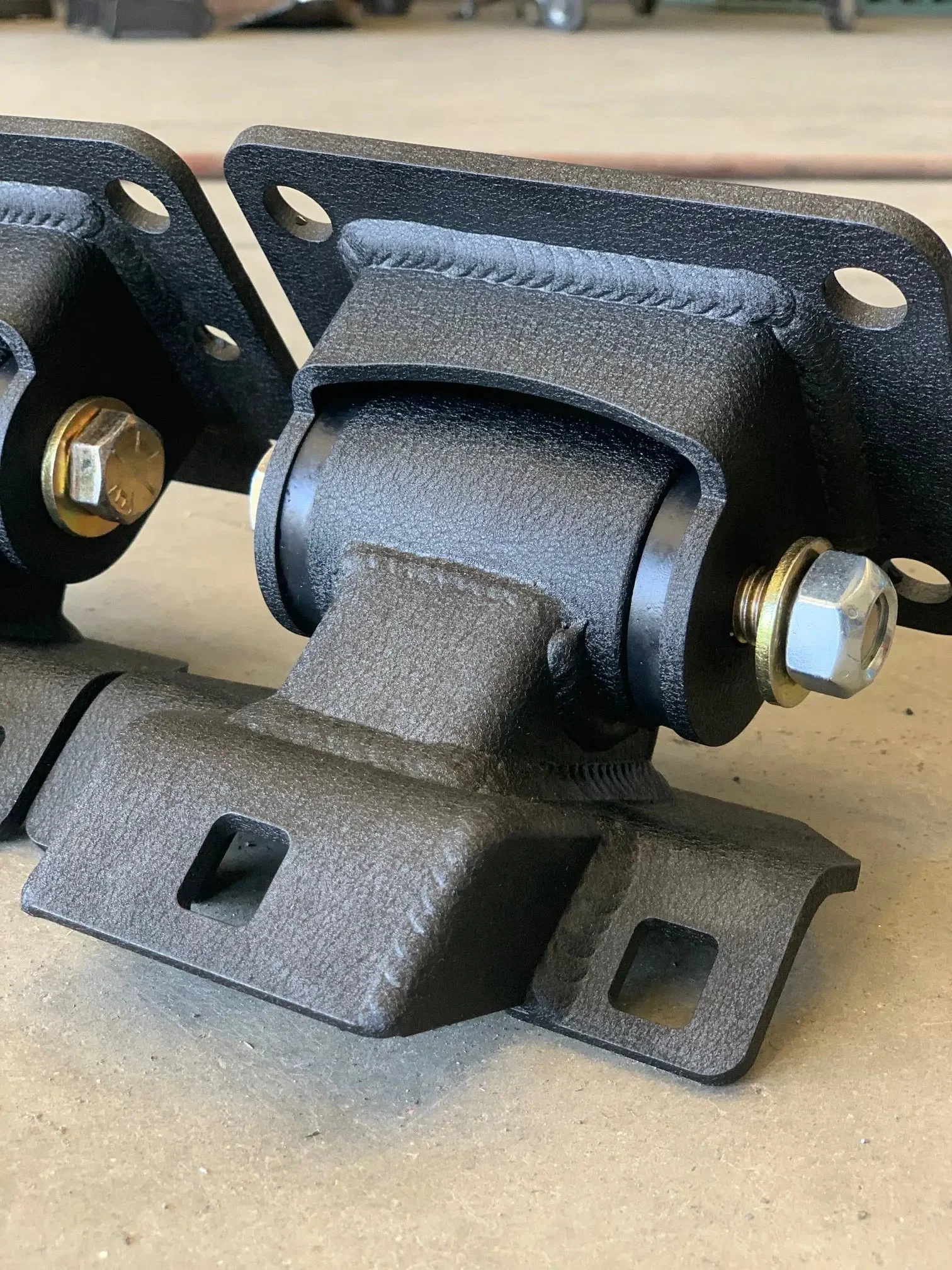 2007-2013 Chevy / GMC - 1500 4.8L, 5.3L, 6.0L and 6.2L - Tahoe - Escalade Fabricated Motor Mounts - Image 7