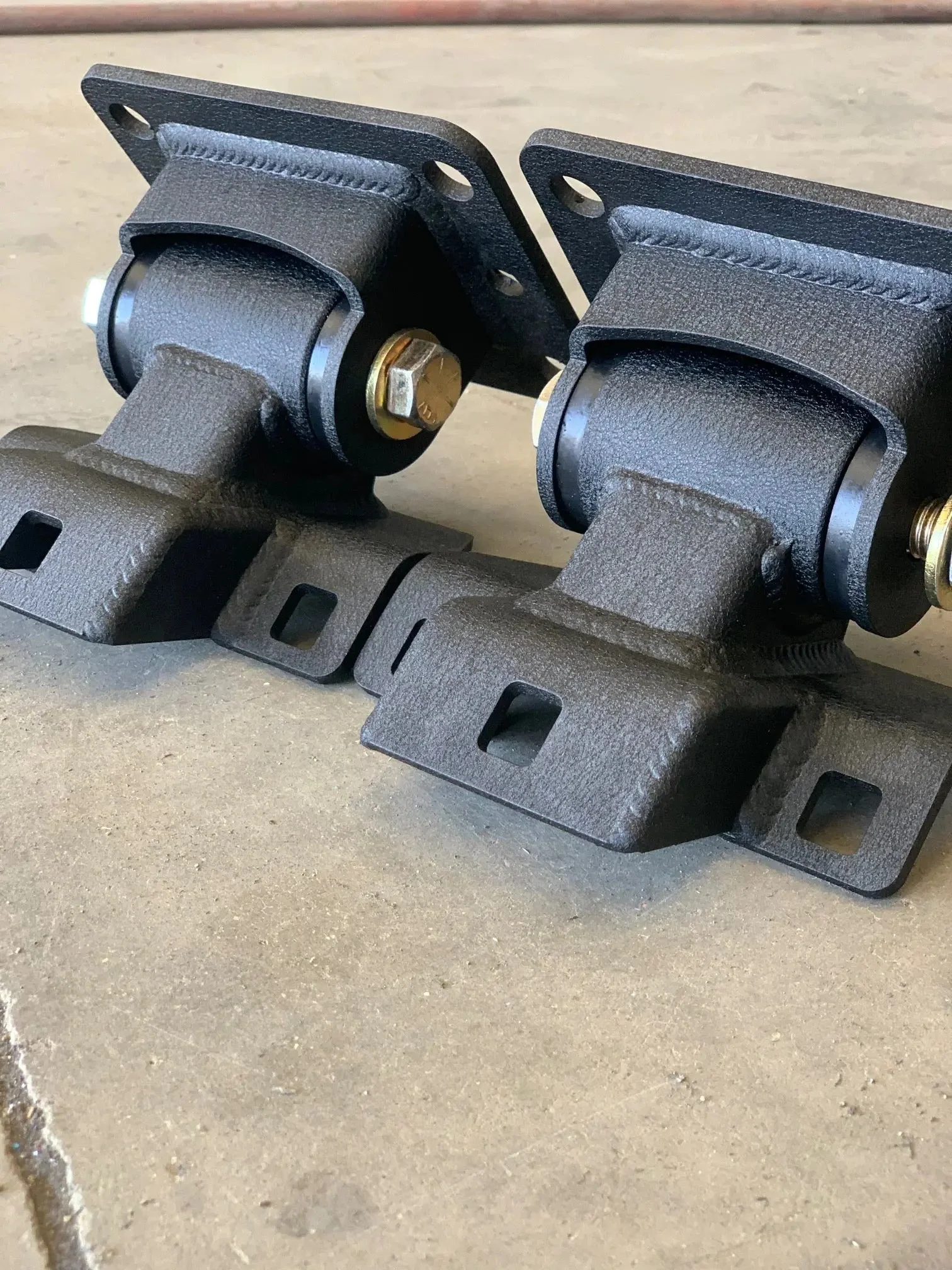 2007-2013 Chevy / GMC - 1500 4.8L, 5.3L, 6.0L and 6.2L - Tahoe - Escalade Fabricated Motor Mounts - Image 8