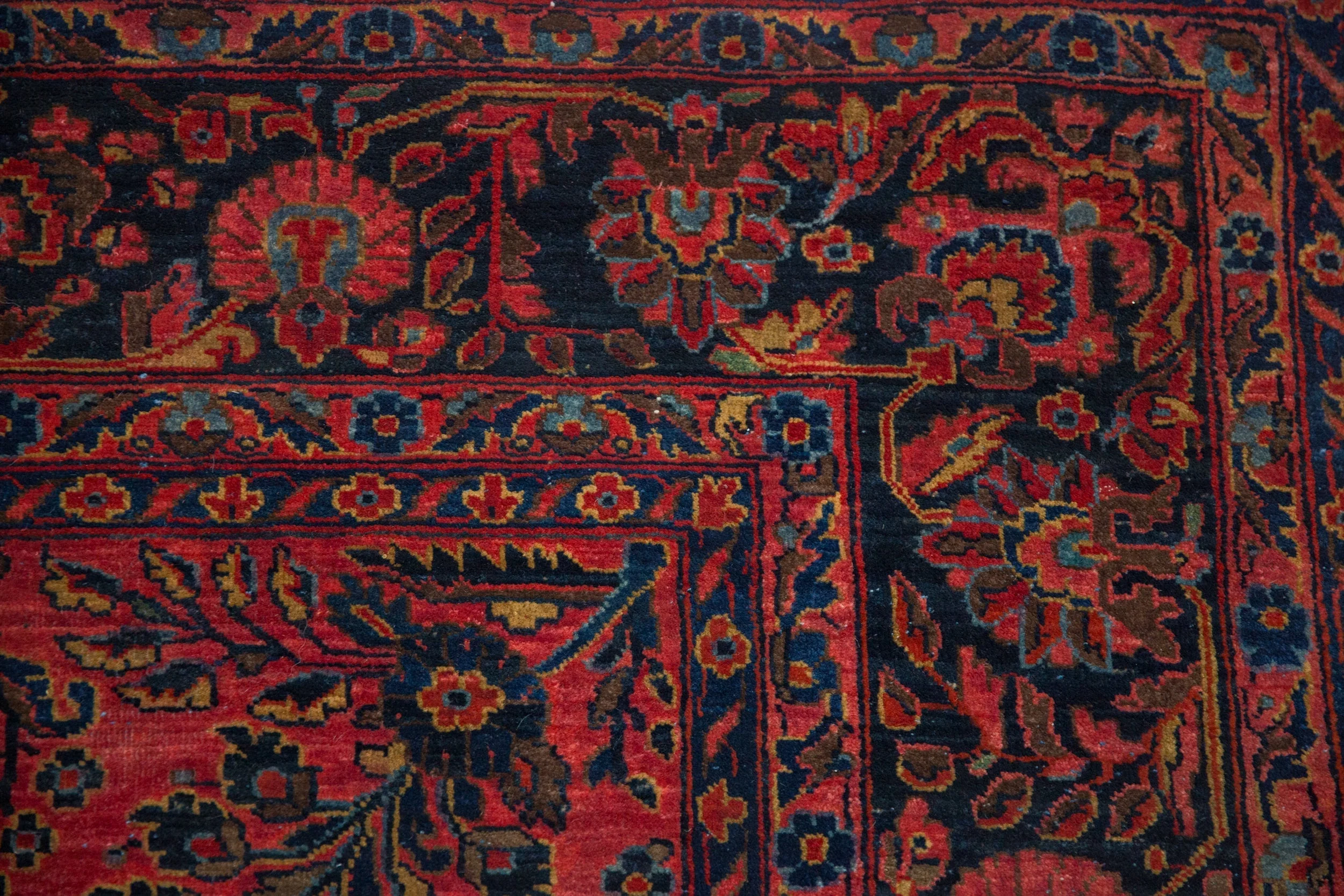 6.5x8.5 Antique Sarouk Carpet - Image 3