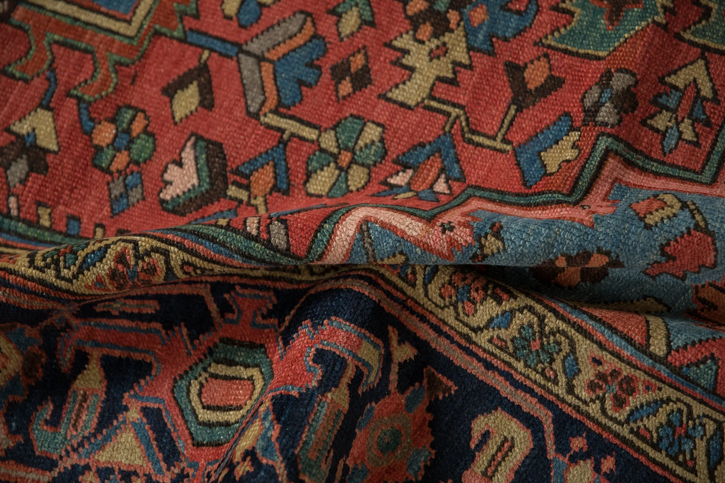 6x9 Antique Heriz Carpet - Image 11