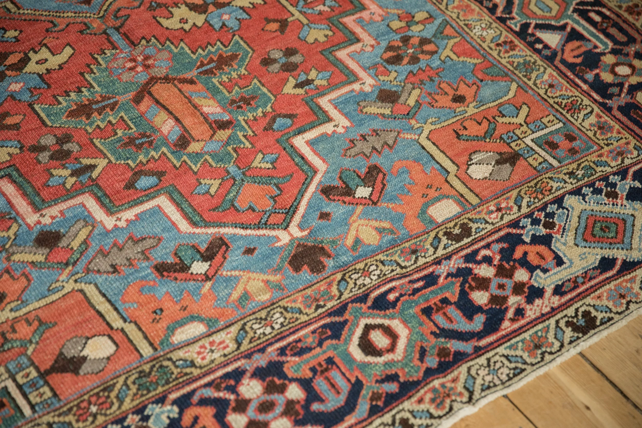 6x9 Antique Heriz Carpet - Image 5