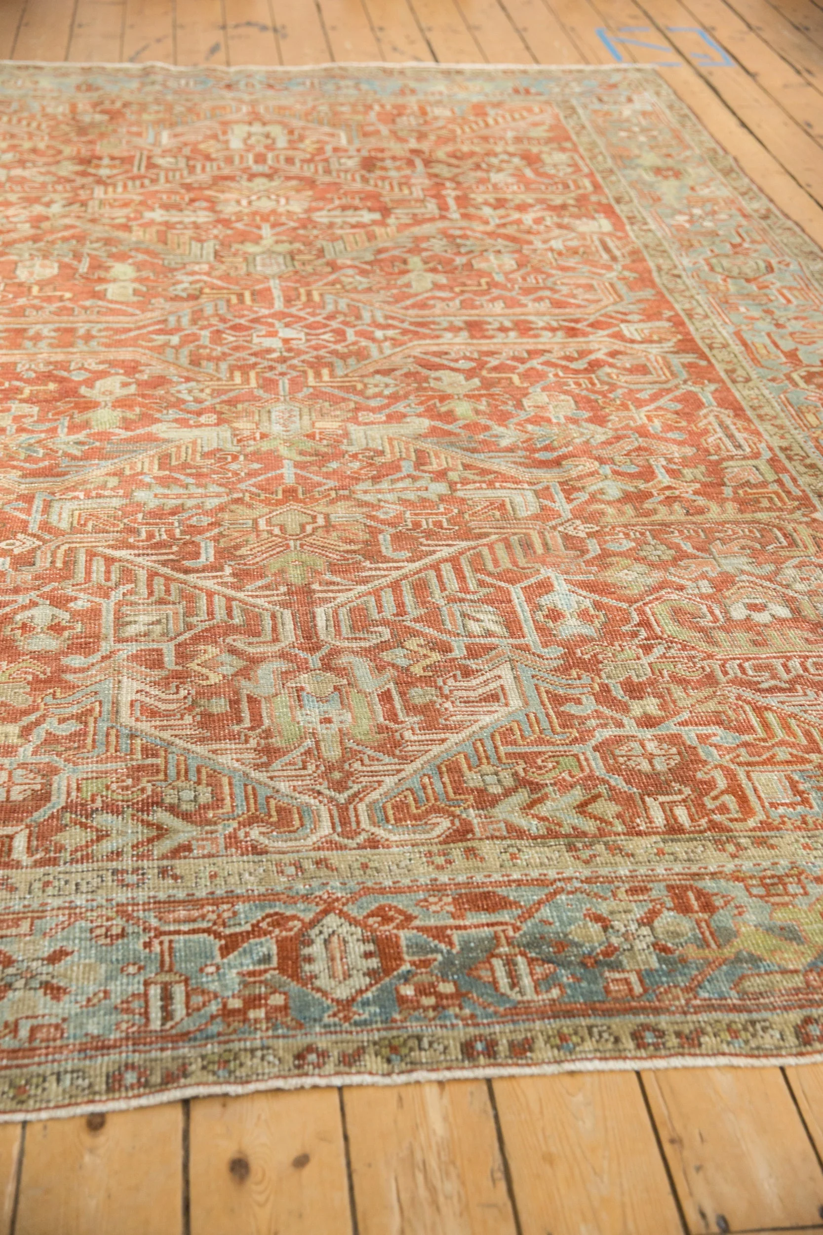 7.5x10.5 Vintage Distressed Heriz Carpet - Image 5