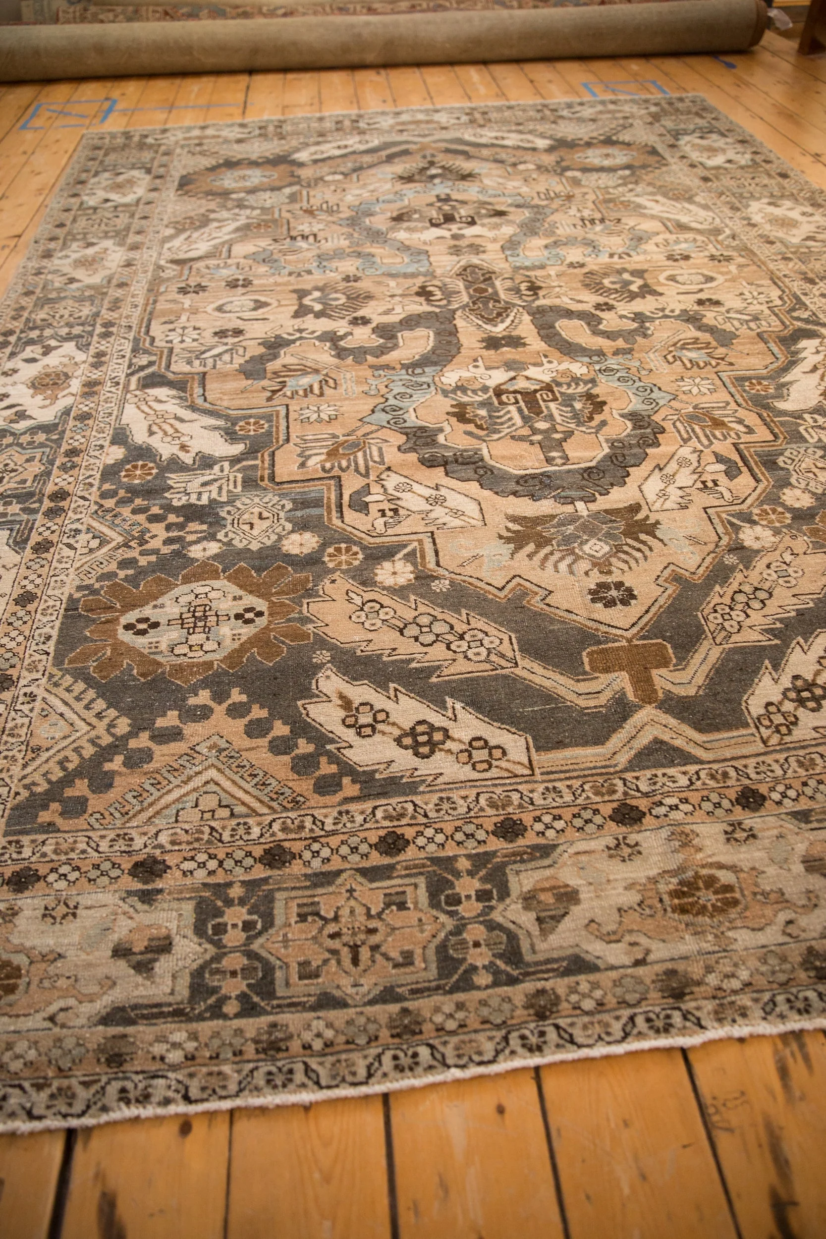 7.5x10.5 Vintage Distressed Khoy Carpet - Image 11
