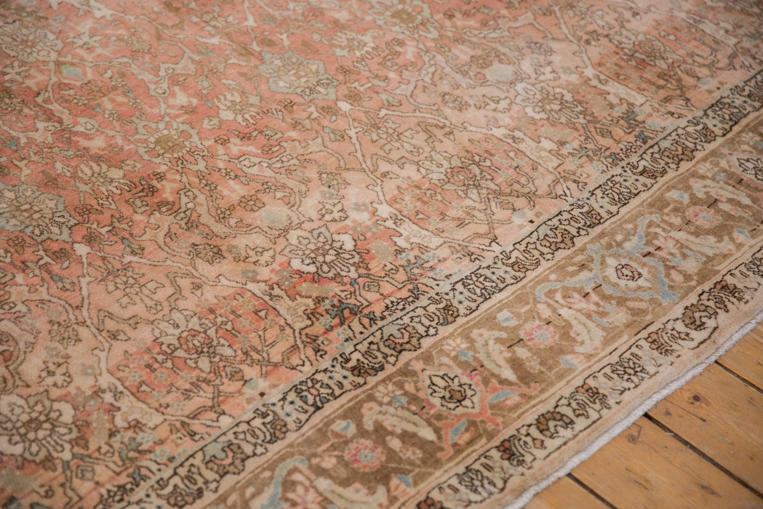 7.5x11 Vintage Distressed Bijar Carpet - Image 5