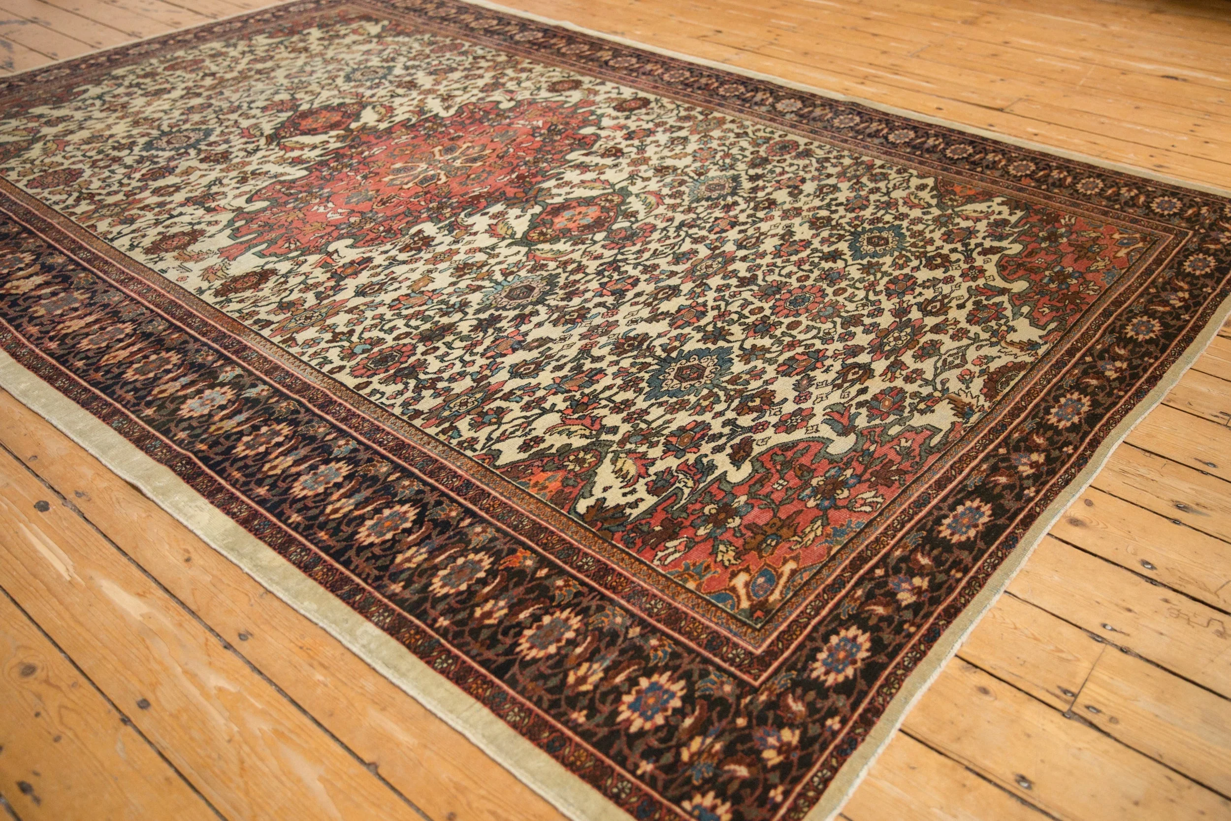 7x10 Antique Farahan Sarouk Carpet - Image 4