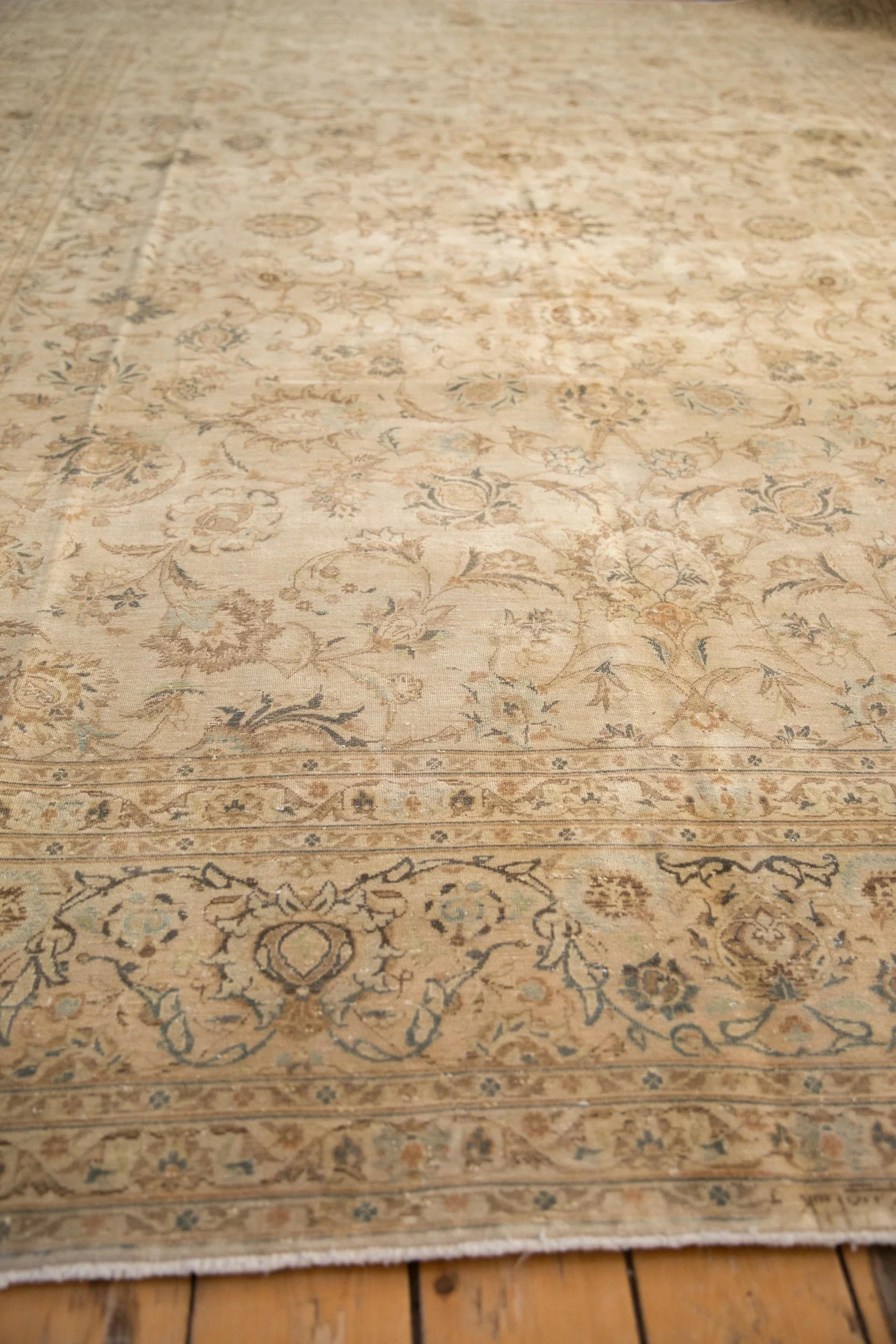 8.5x11.5 Vintage Distressed Kashan Carpet - Image 8