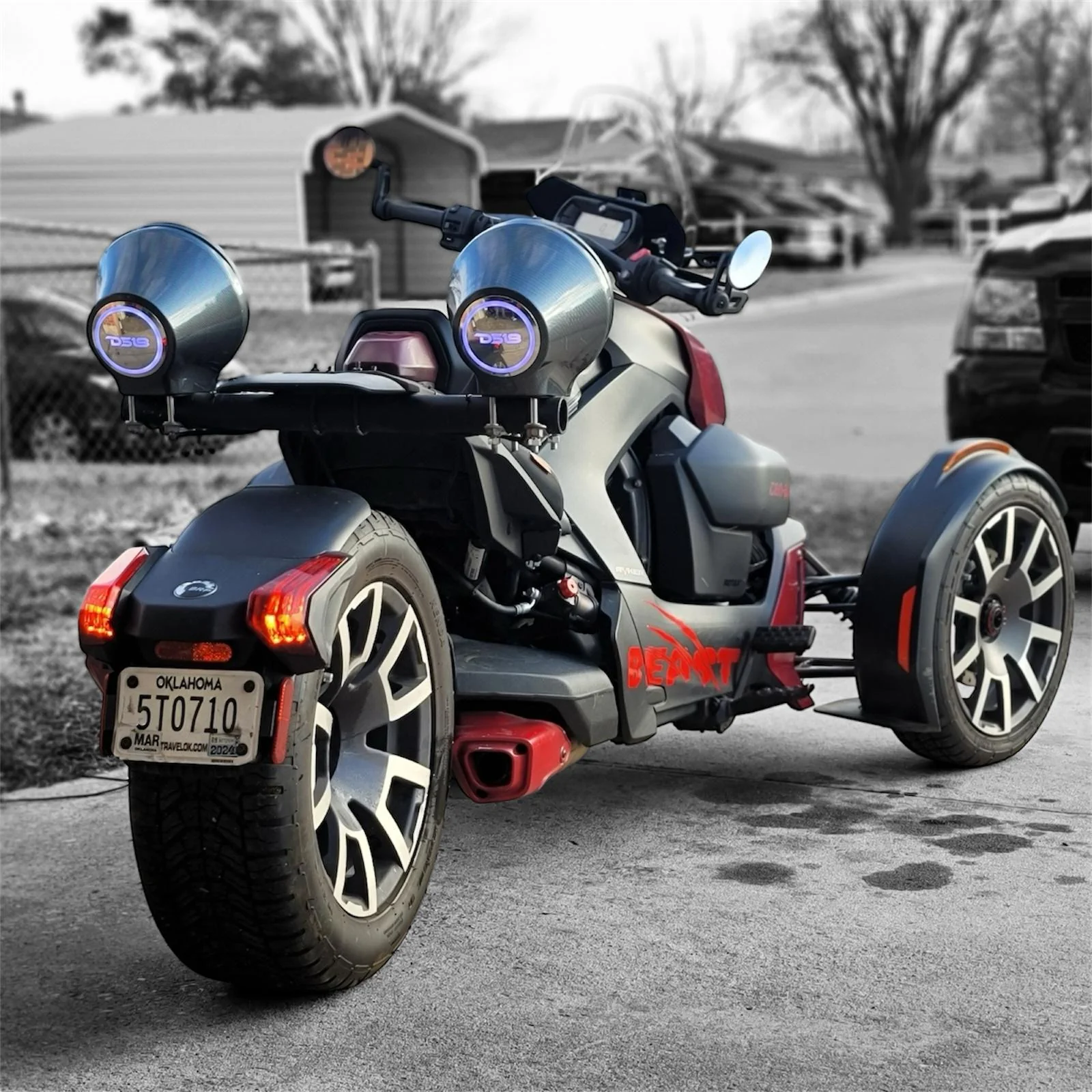 8” Universal Flat Mount Kick Panel Speaker Pod – Jet Skis, Jeeps, Motorcycles – RGB LED Lights - Image 2