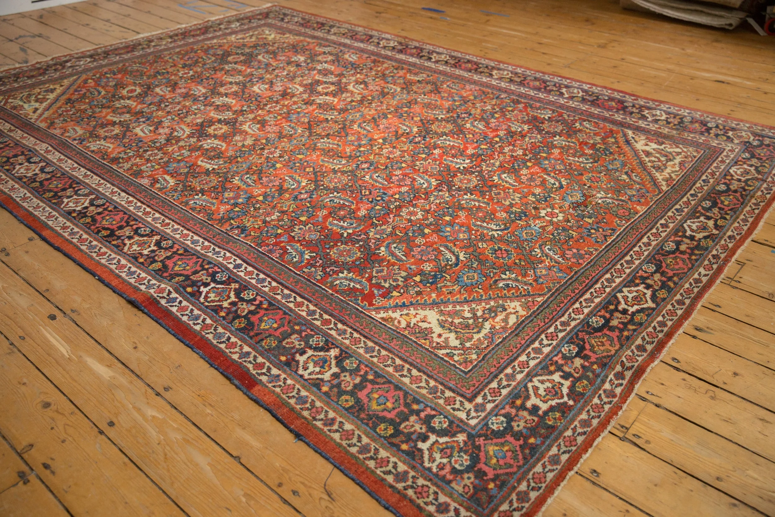 8x10.5 Vintage Mahal Carpet - Image 4