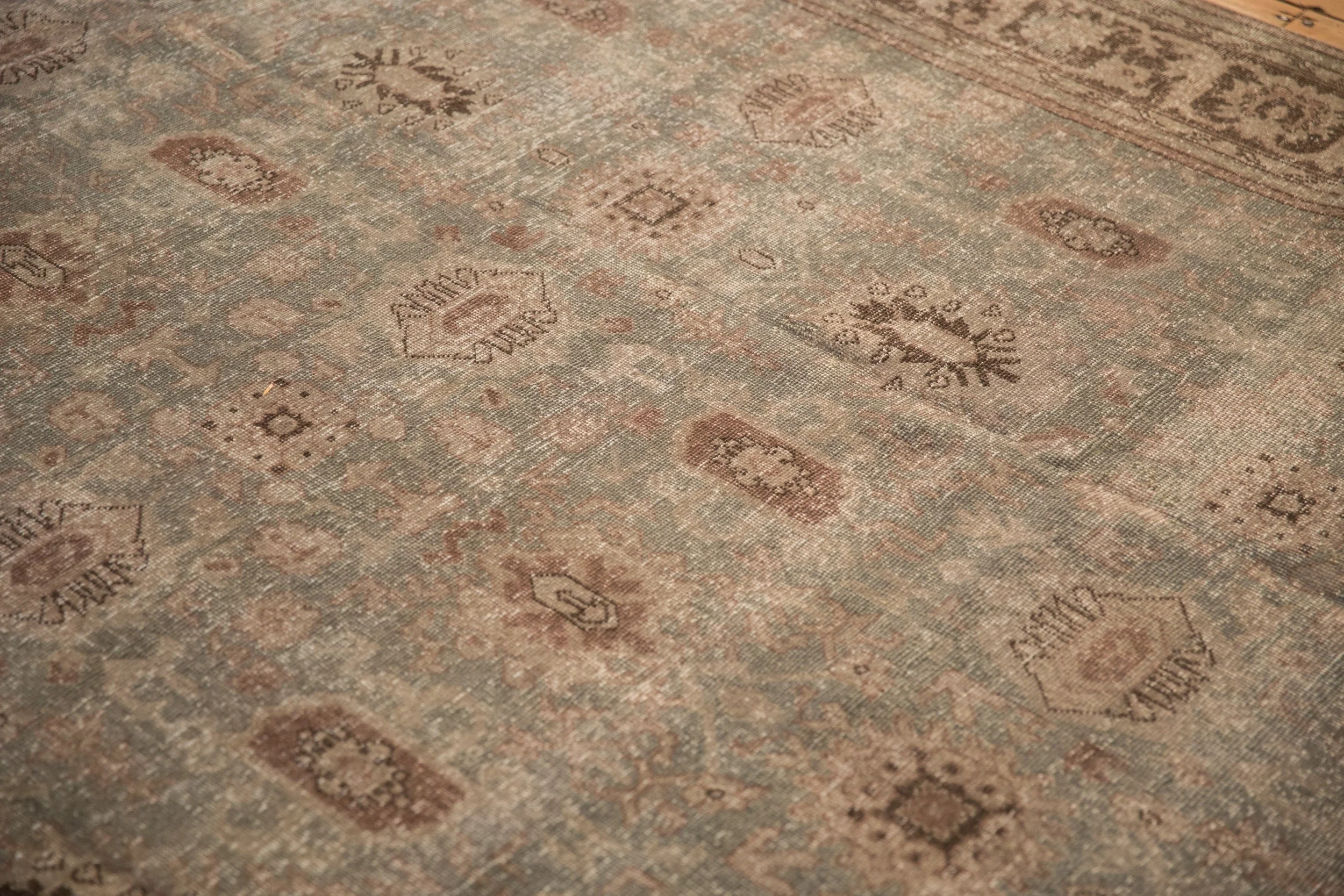 8x11 Vintage Distressed Mahal Carpet - Image 9