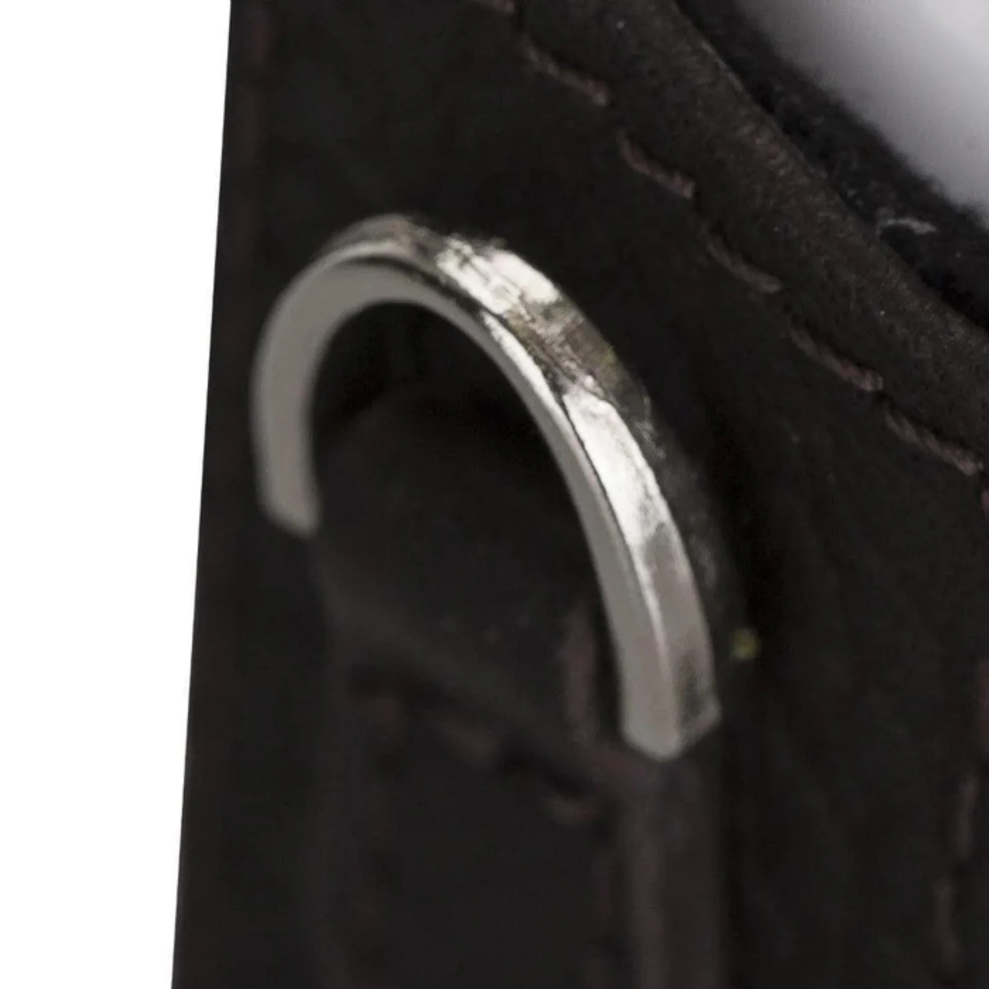 Aurora Luxury Leather AirPods Case with Attached Wrist Strap - Image 24