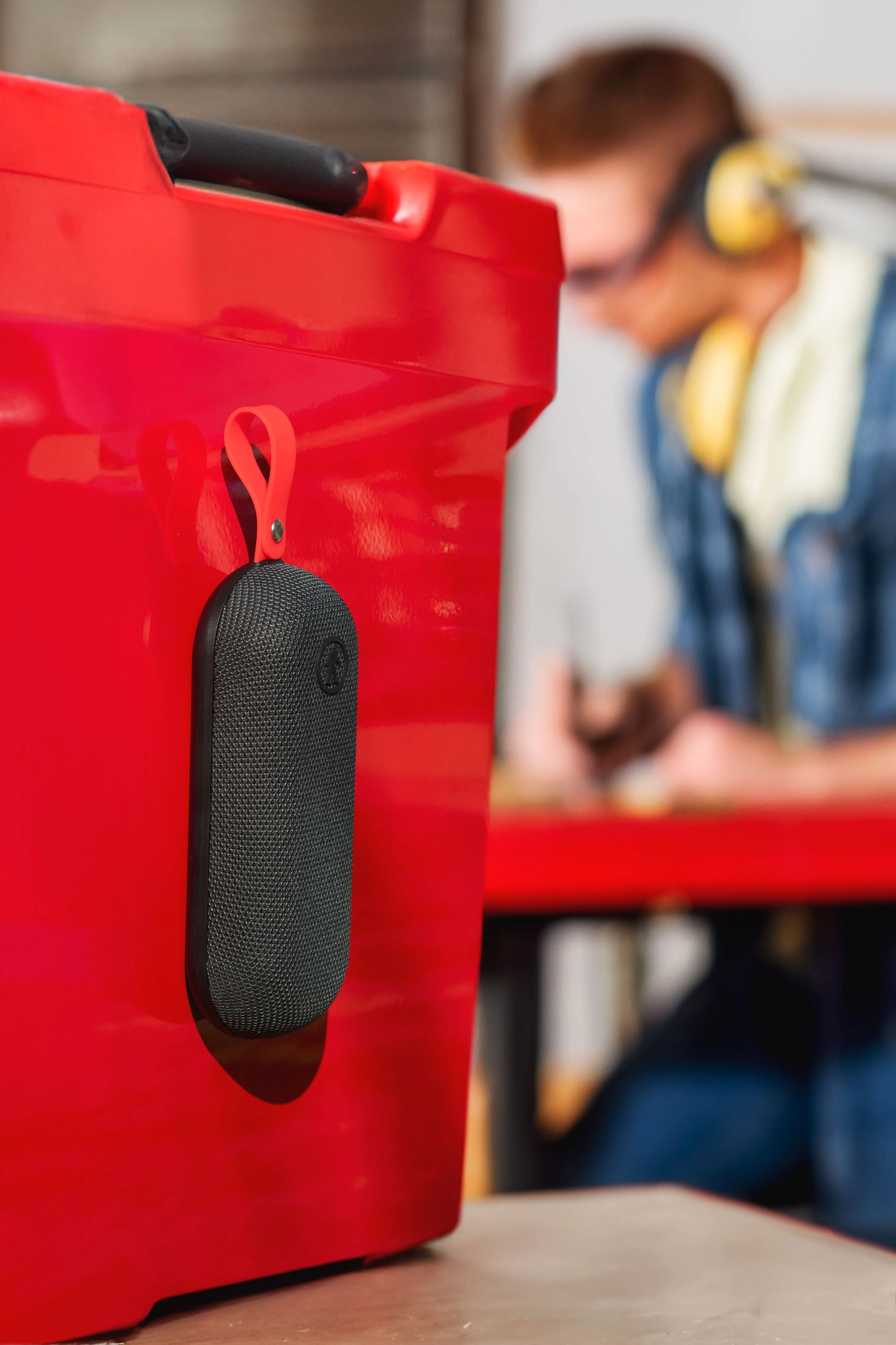 Bolt - Magnetic Water Resistant Bluetooth Speaker - Image 5