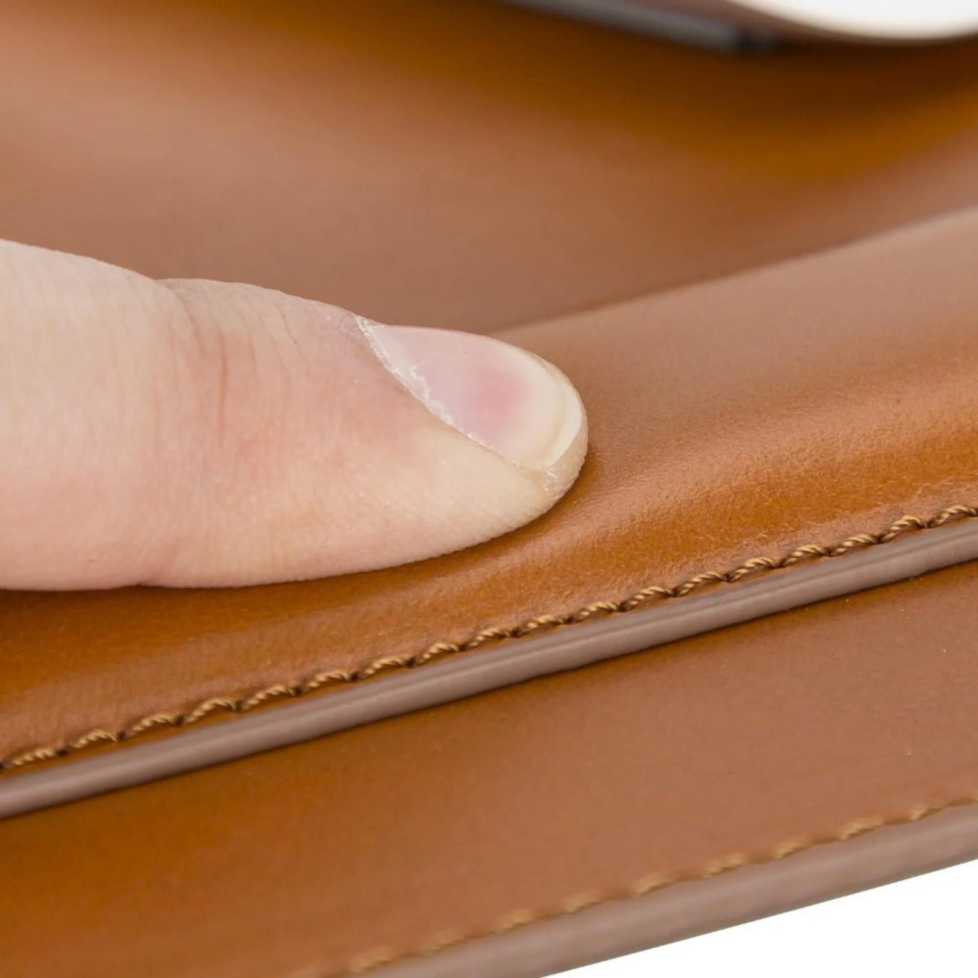 Boulder Full-Grain Leather Mouse Pad with Hand Support - Image 4
