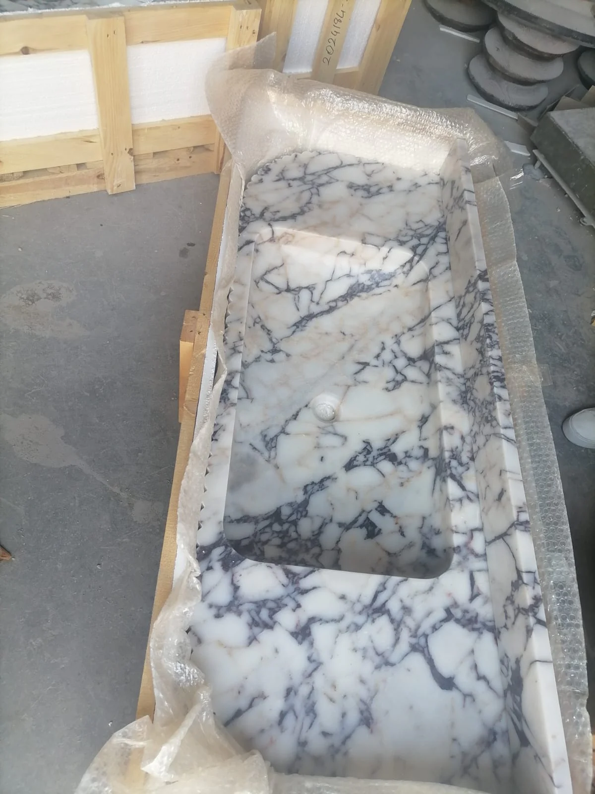 Calacatta Viola Marble Wall-mount Bathroom Vanity carved from Solid Block (W)20" (L)52" - Image 3