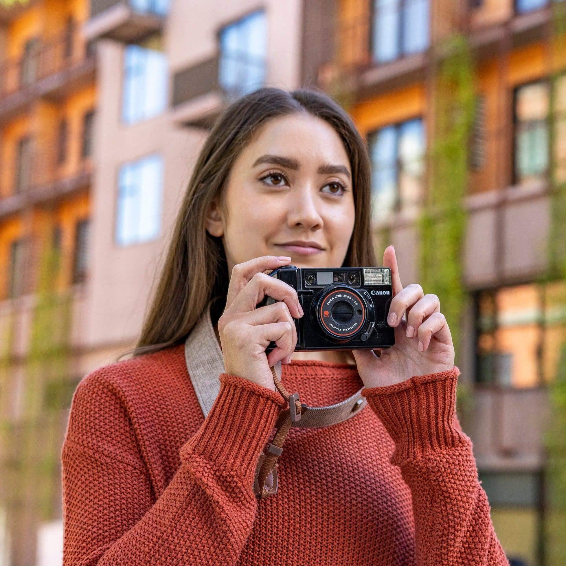 Canon AF35M II "Autoboy" | 35mm Point and Shoot Film Camera - Image 5