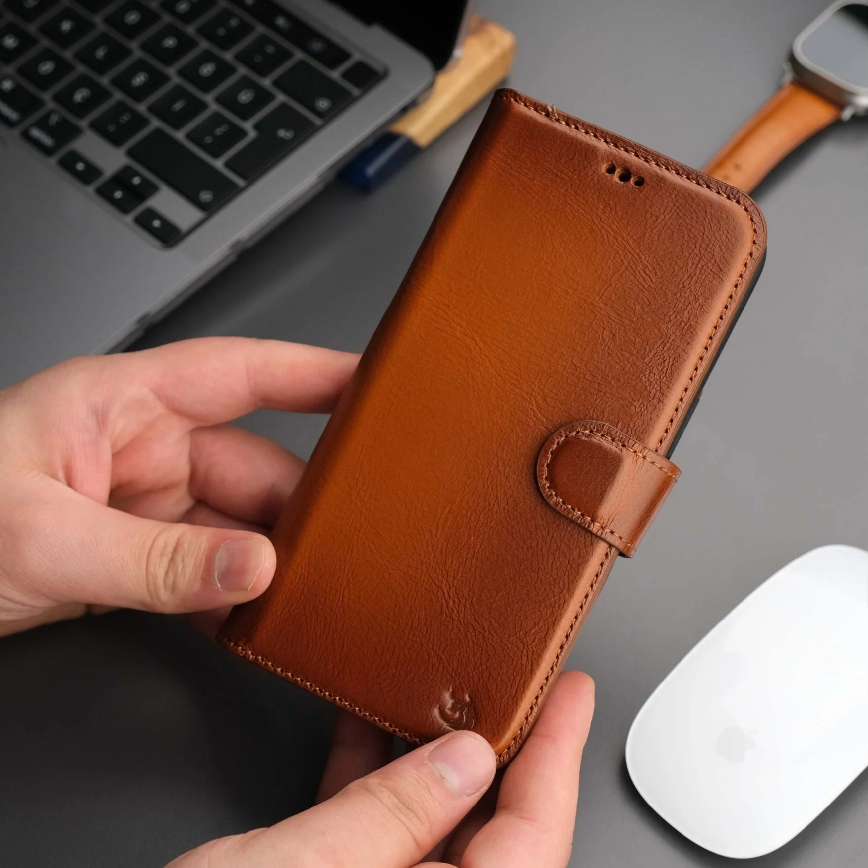 Casper Leather iPhone 14 Pro Wallet Case | MagSafe - Image 12