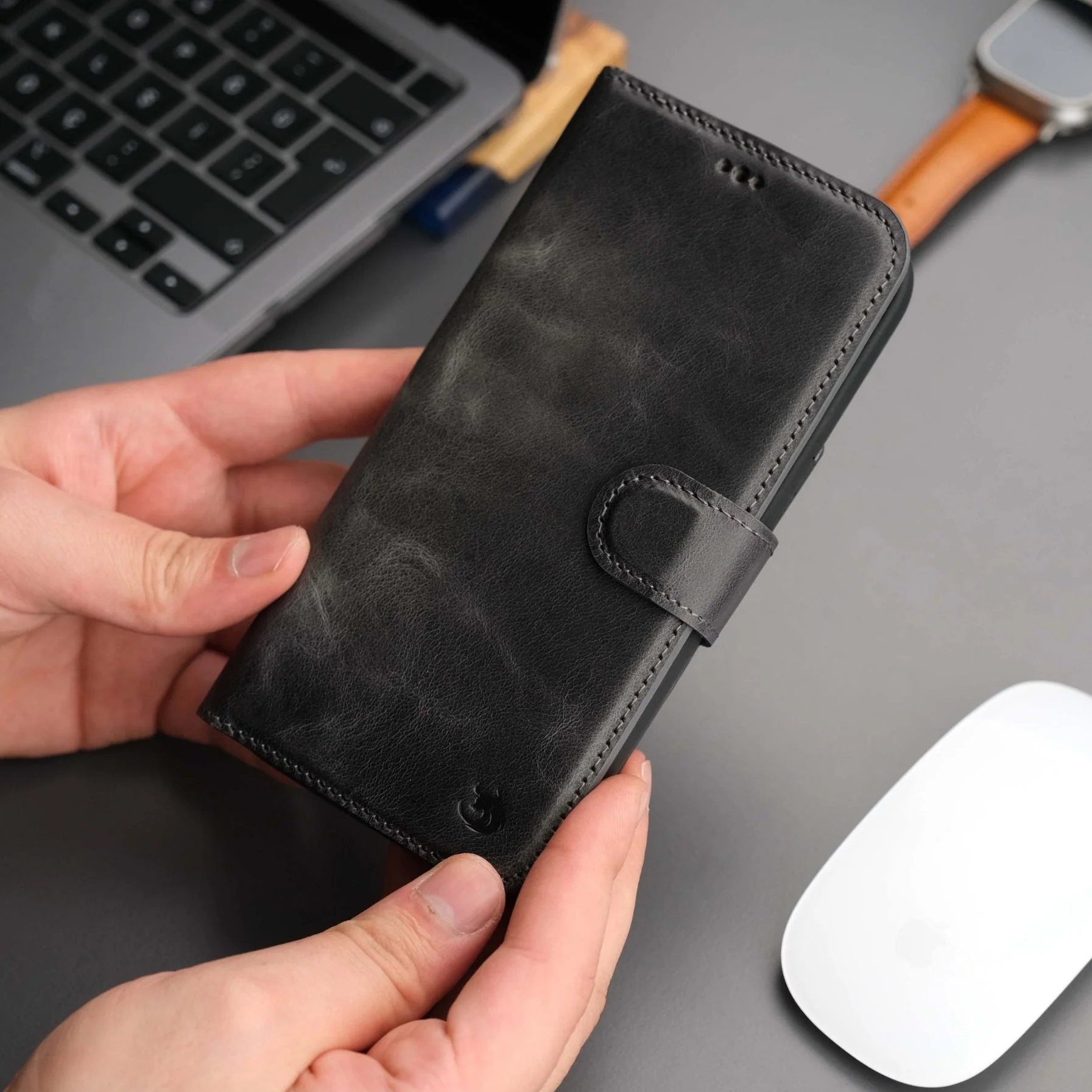 Casper Leather iPhone 14 Pro Wallet Case | MagSafe - Image 39