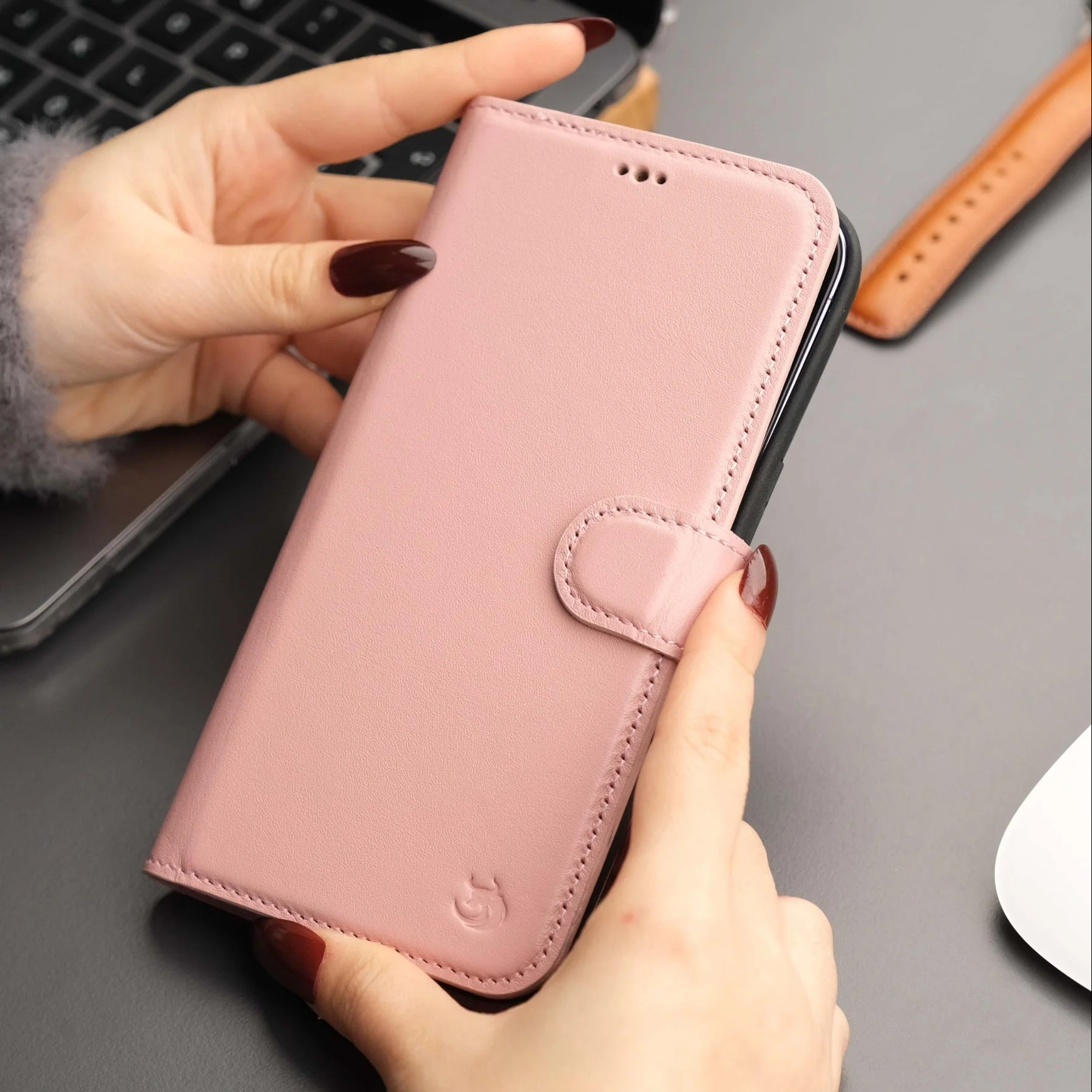 Casper Leather iPhone 15 Pro Max Wallet Case | Detachable MagSafe Compatible RFID Protection - Image 57