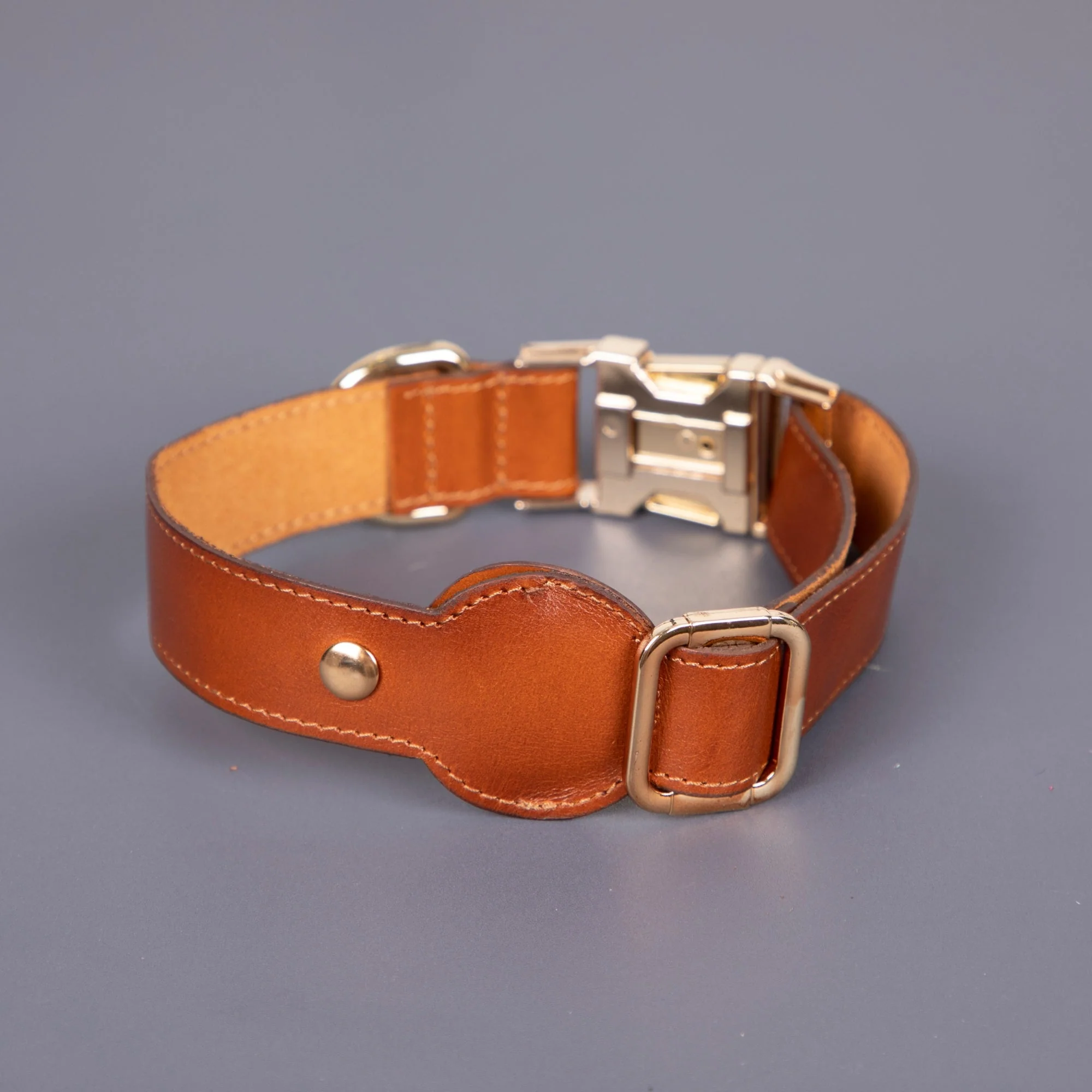 Charlotte Handcrafted Calfskin Leather Dog Collar - Compatible with AirTag - Image 5