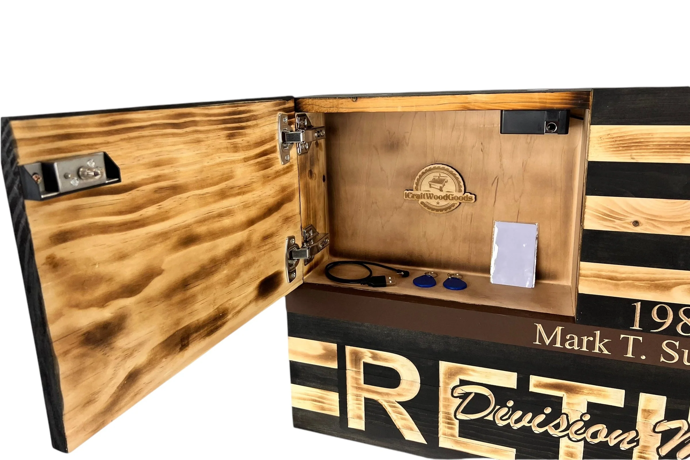 Custom Wooden Concealment American Flag with RFID Lock and Personalized Engraving - Image 2