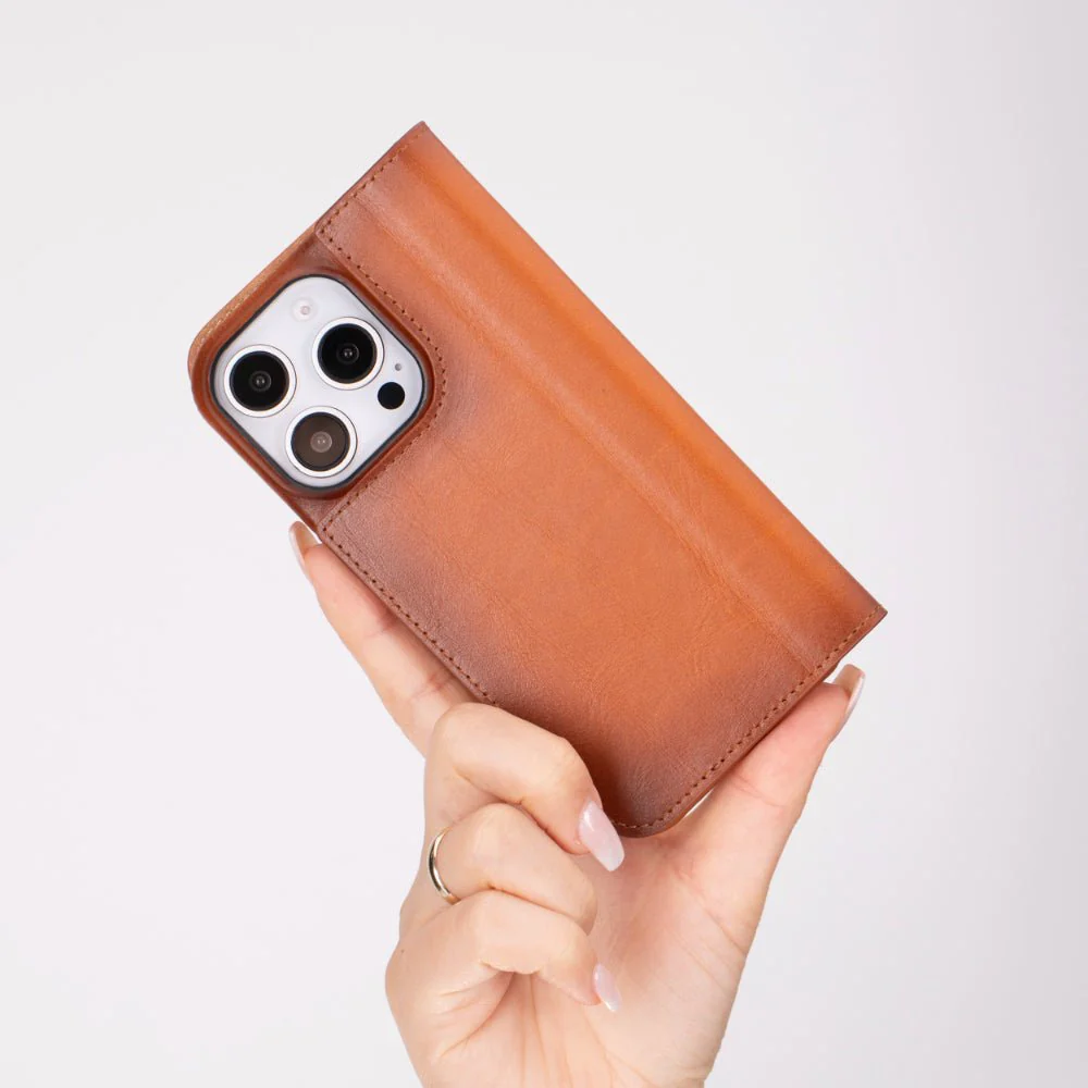 Decatur Leather iPhone 16 Pro Folio Case - Image 21