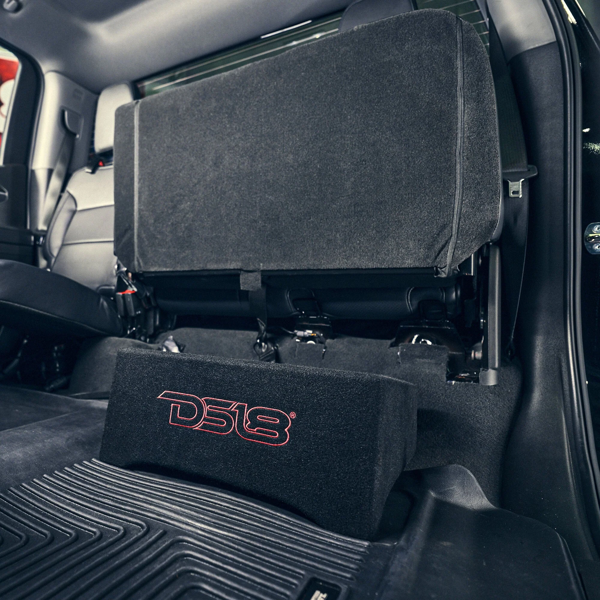 DFPU Under Seat 10” Shallow Subwoofer Enclosure | Sealed, Loaded, 600W RMS @ 2 Ohm - Image 3