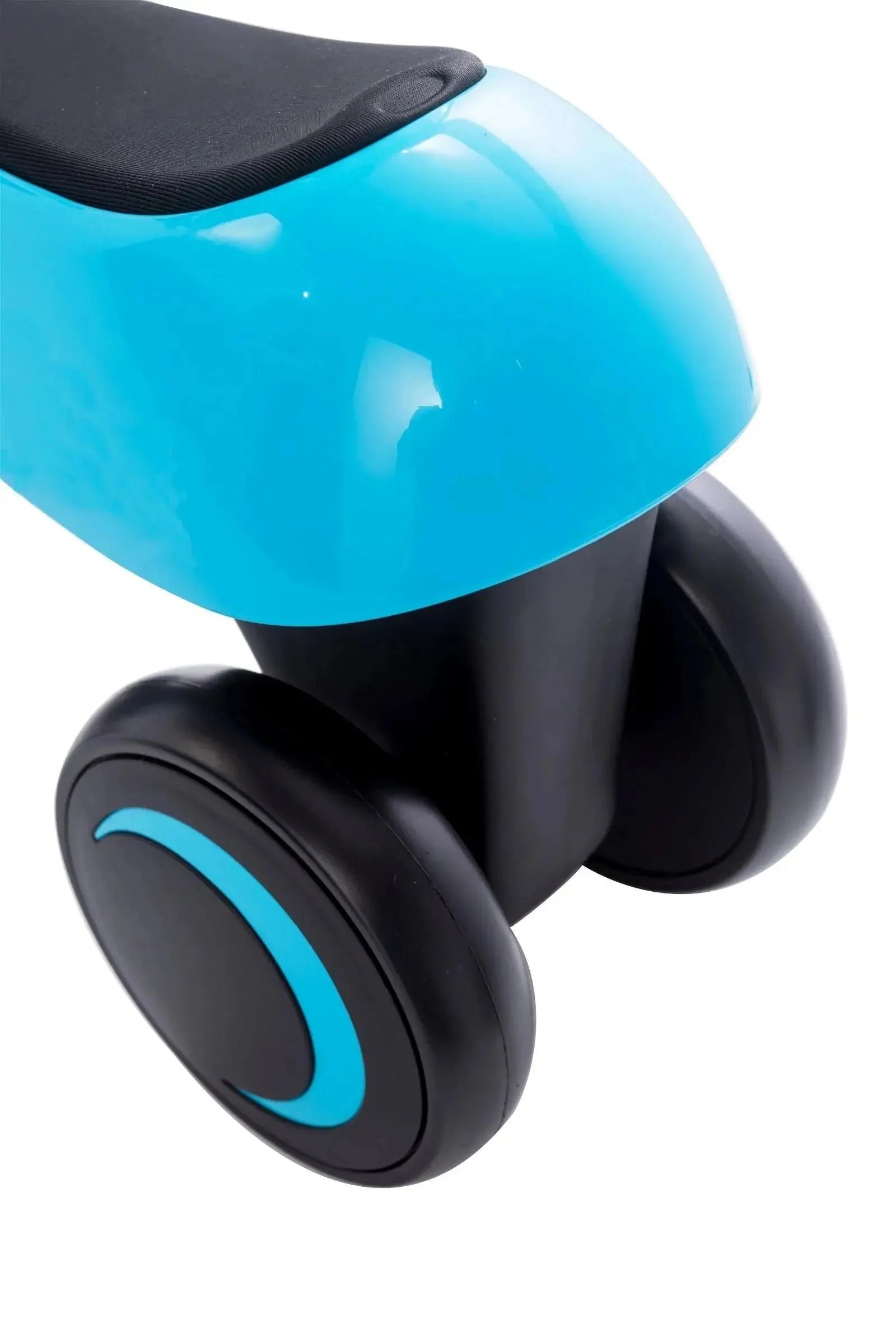 Freddo Toys 4 wheel Balance Bike - Image 12