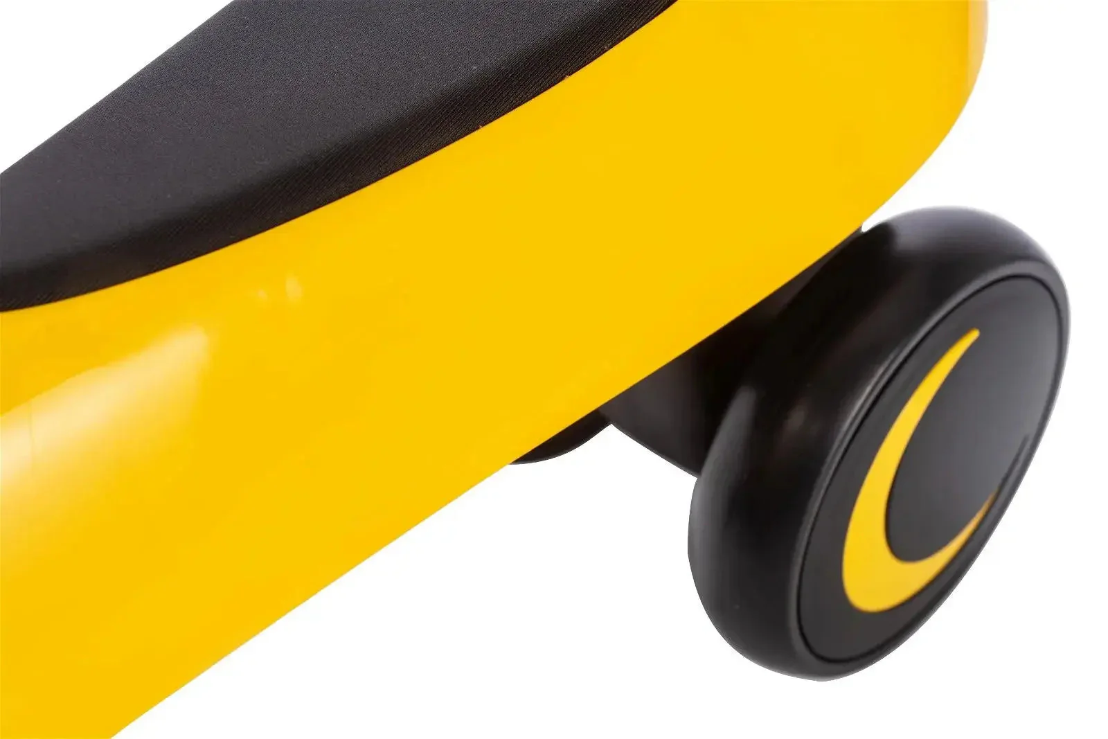 Freddo Toys 4 wheel Balance Bike - Image 16