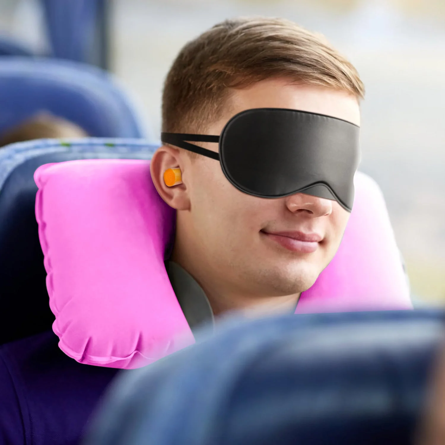 GBruno Travel Pillow - Image 3