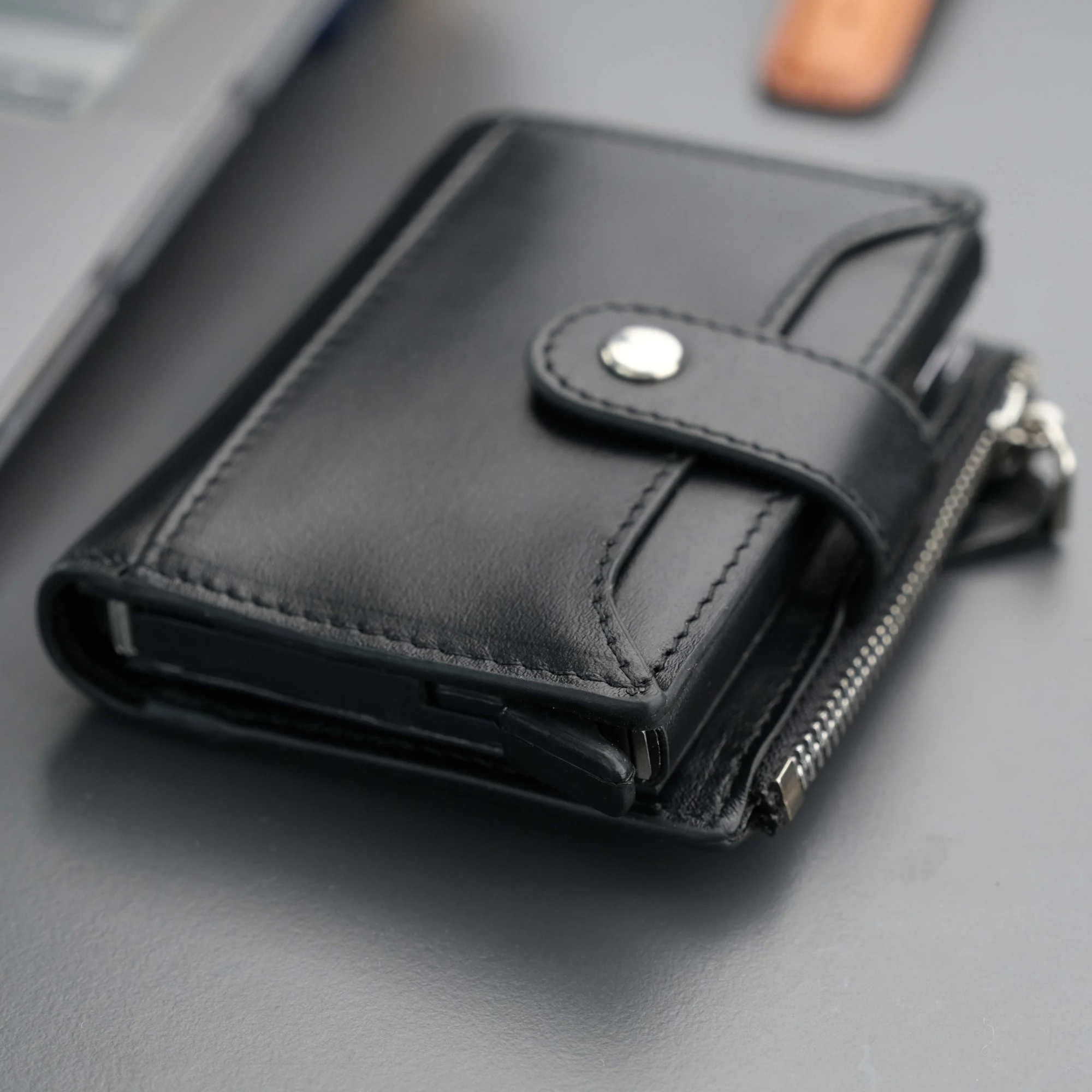 Glenrock Black Leather Pop-up Cardholder Wallet - Image 11
