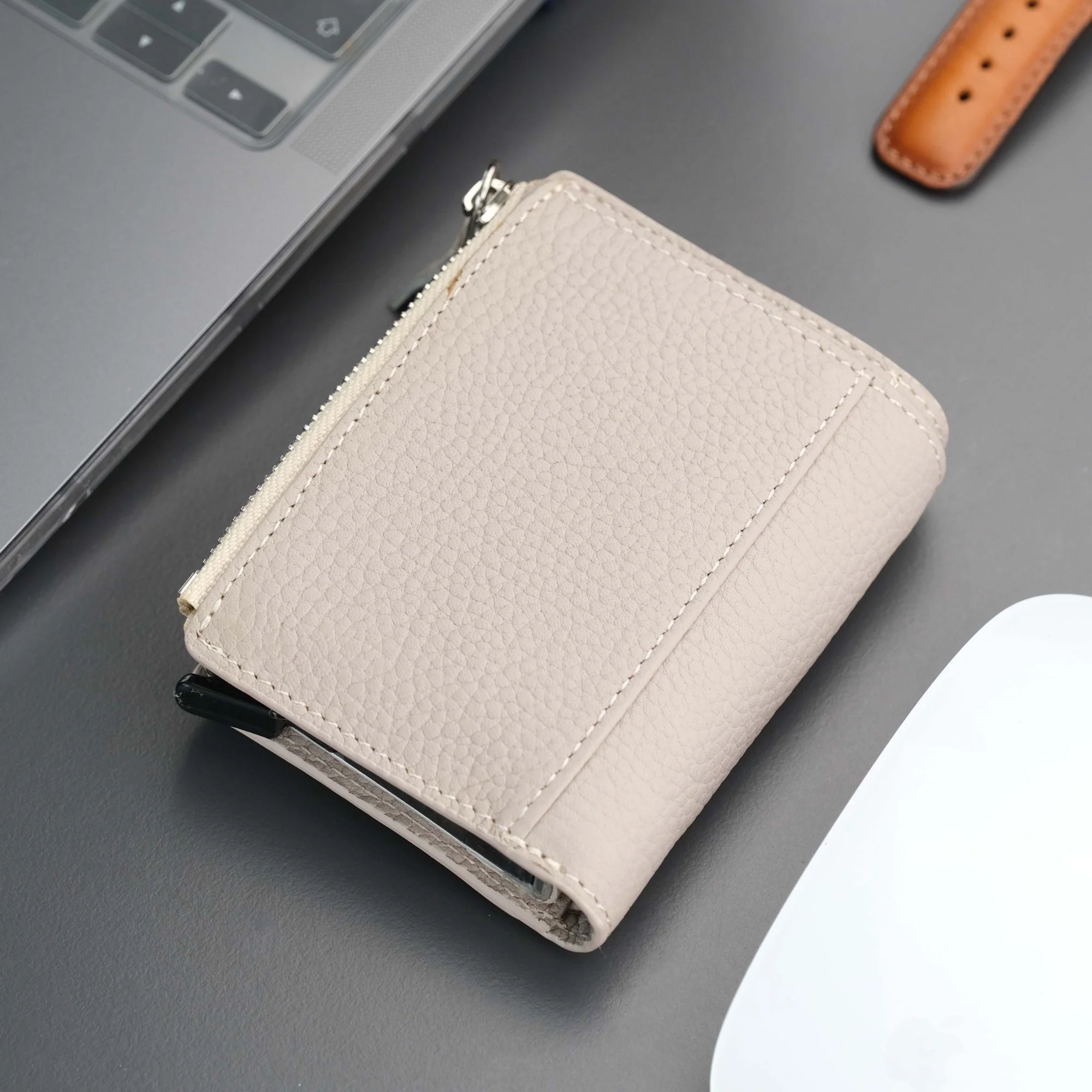 Glenrock Mink Leather Pop-up Cardholder Wallet - Image 8