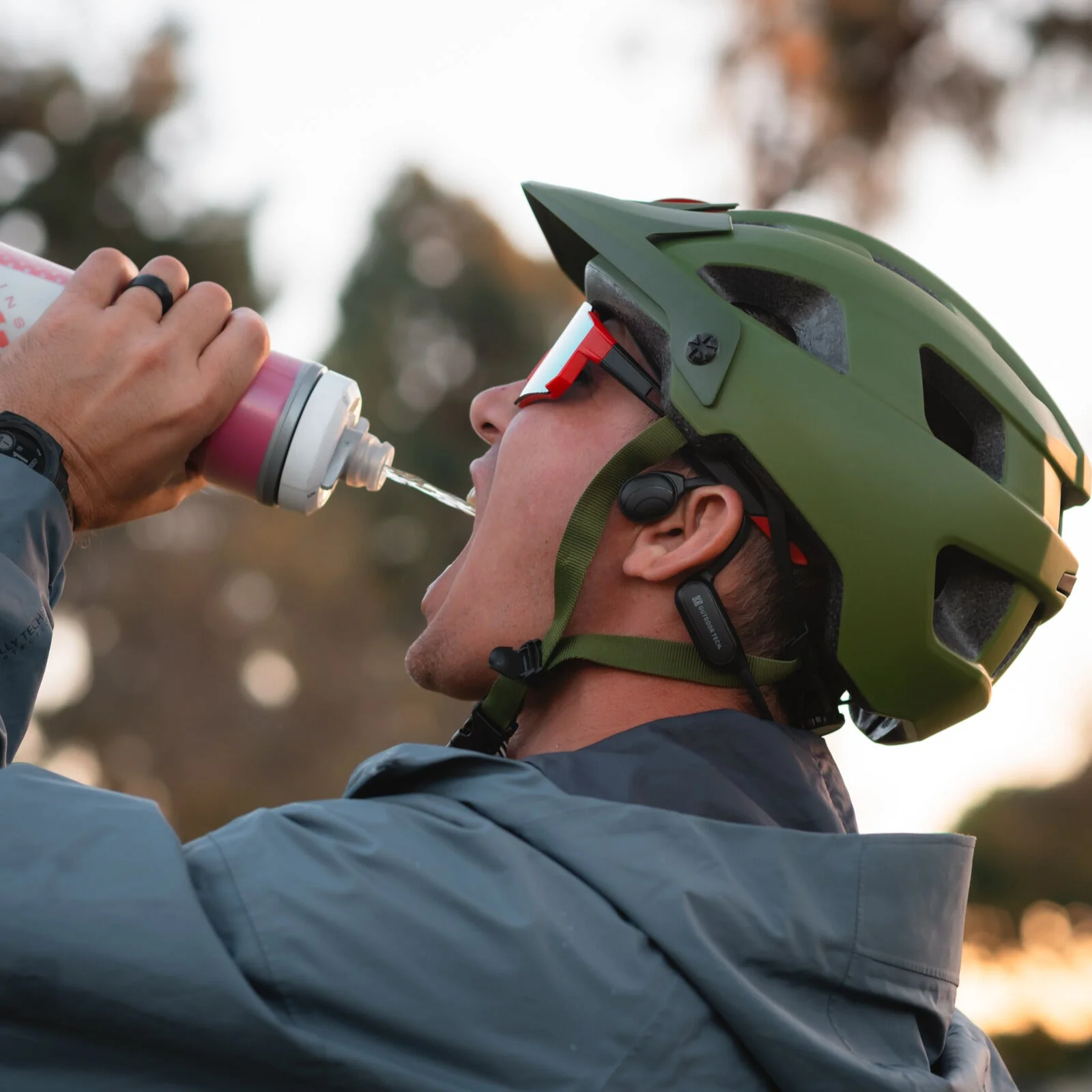 Hawk Bone Conduction Headphone - Image 4