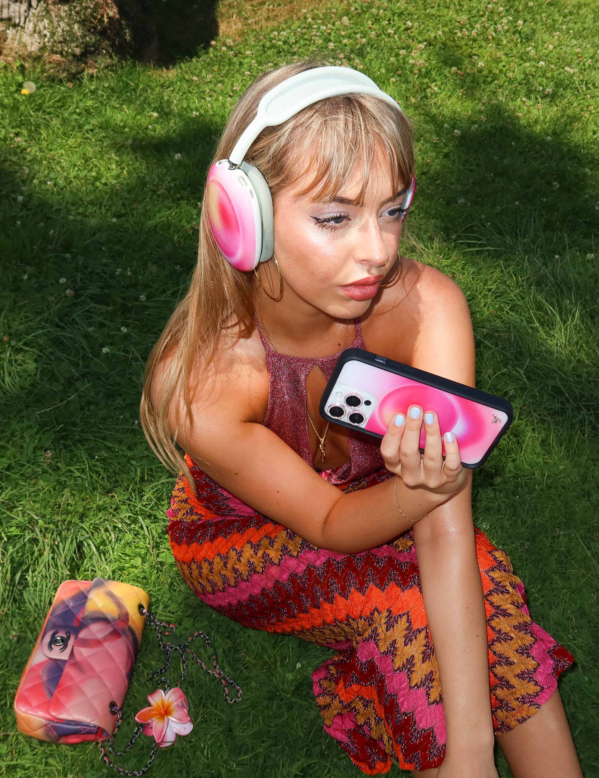 Hot Pink Aura Airpods Max Cover - Image 7
