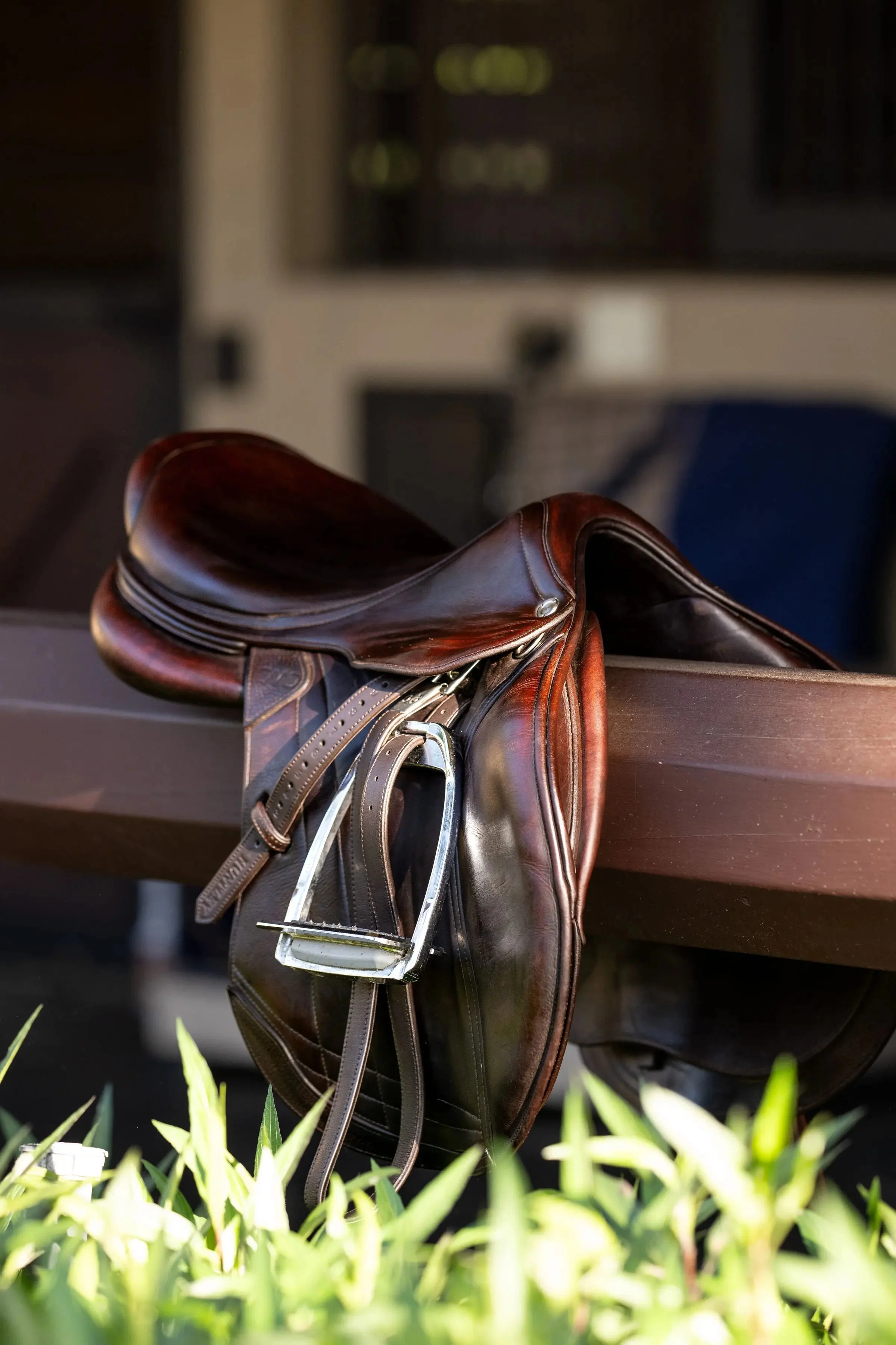 Huntley Equestrian Sedgwick Leather Flat Buckle Stirrup Leathers - Image 2