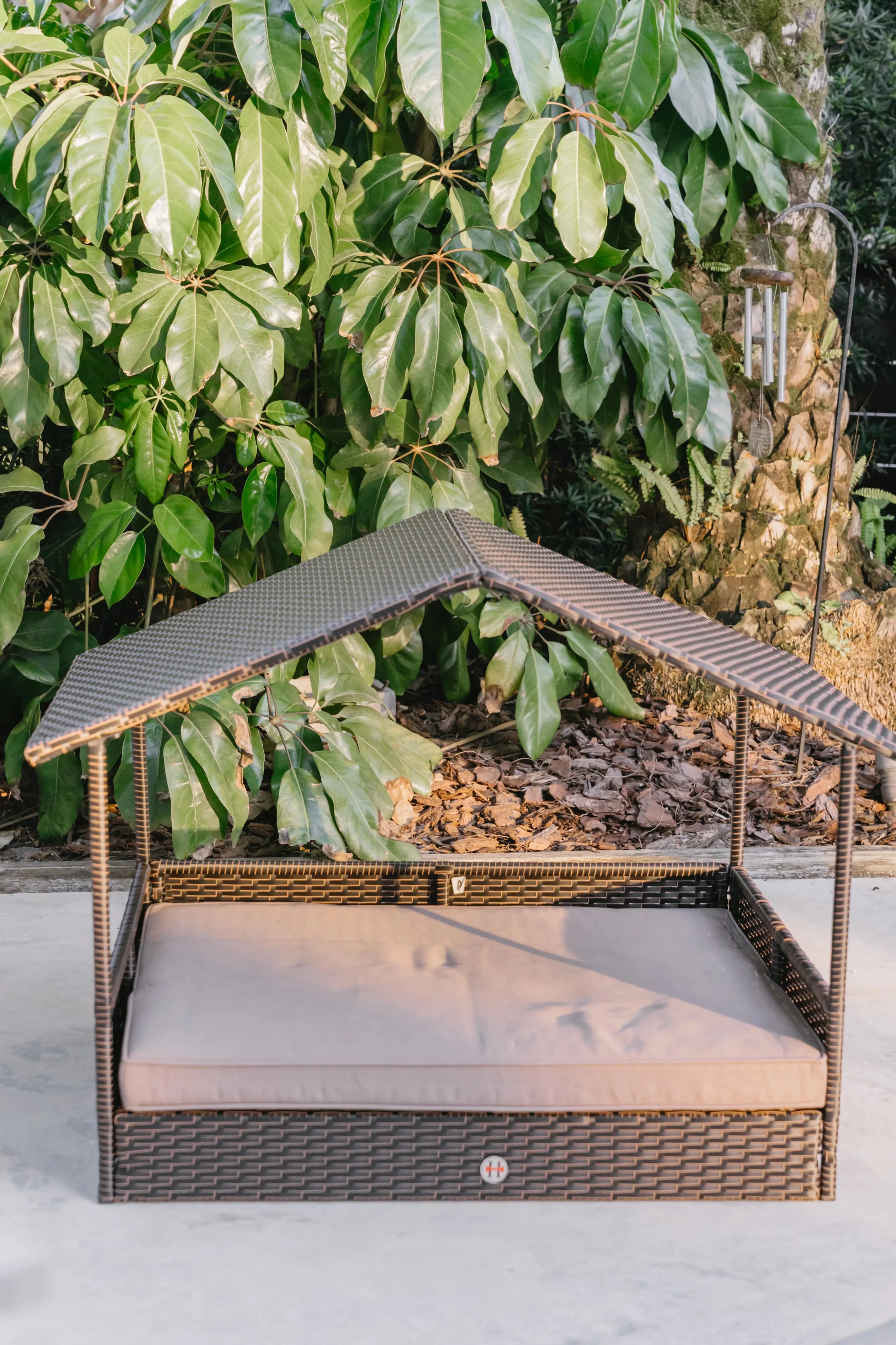 Huntley Pet Rattan Wicker Indoor Outdoor Cabana Raised Pet Bed - Image 3