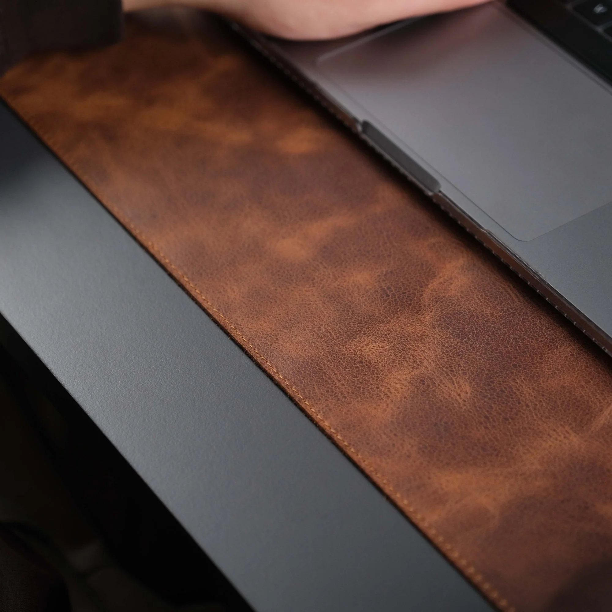 Jersey Antic Tan Leather Desk Pad for Office and Home - Image 6