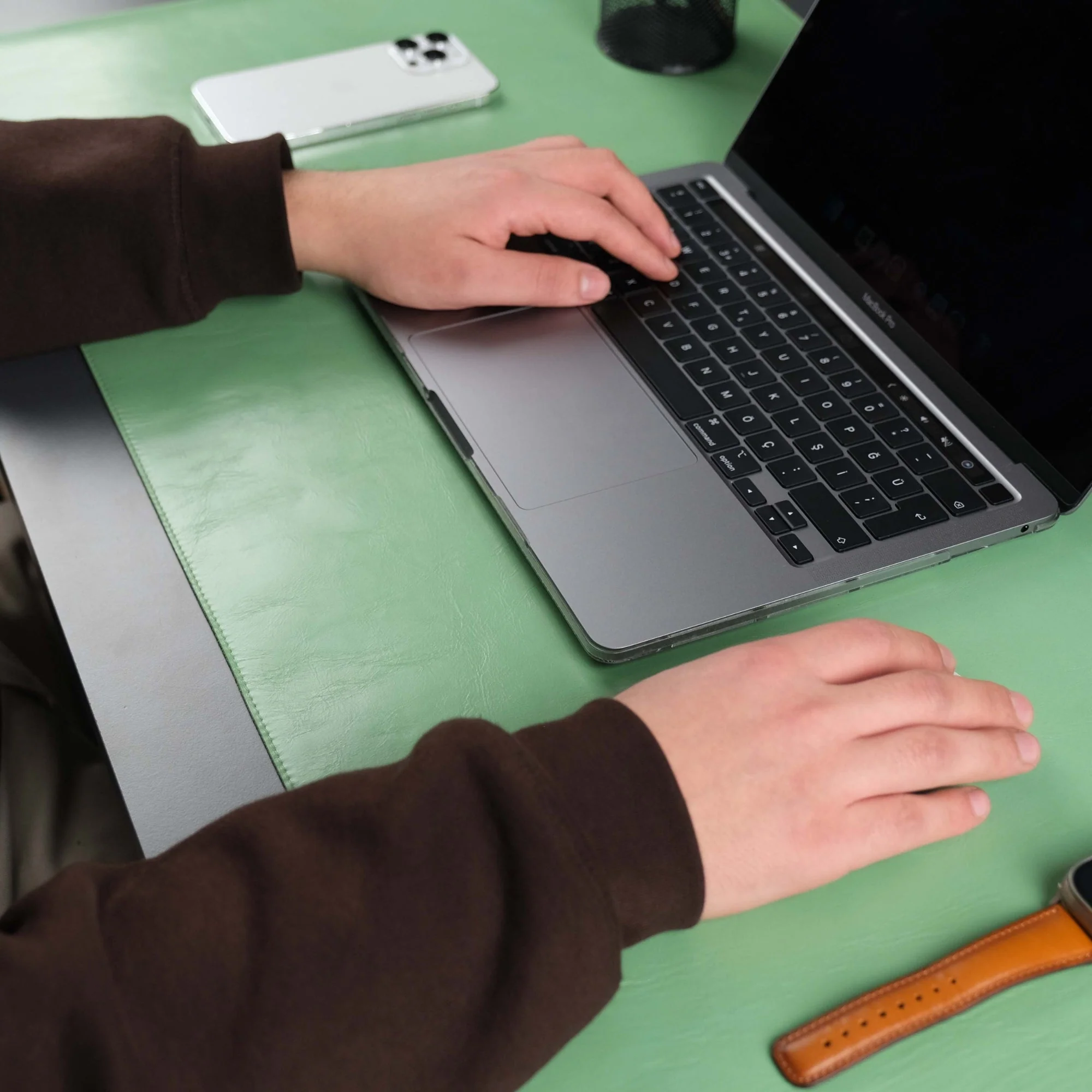 Jersey Green Leather Desk Pad for Office and Home - Image 2