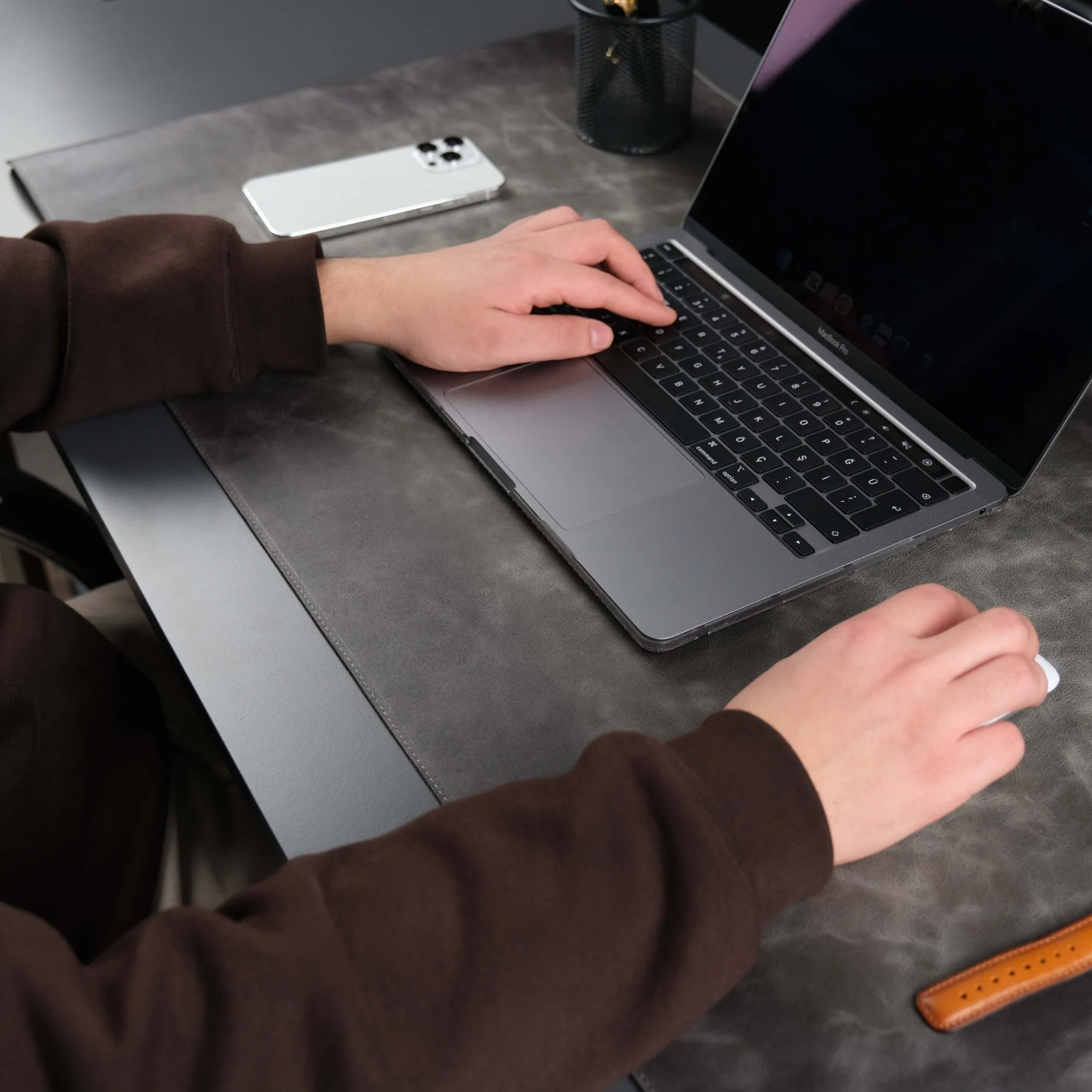Jersey Grey Leather Desk Pad for Office and Home - Image 2
