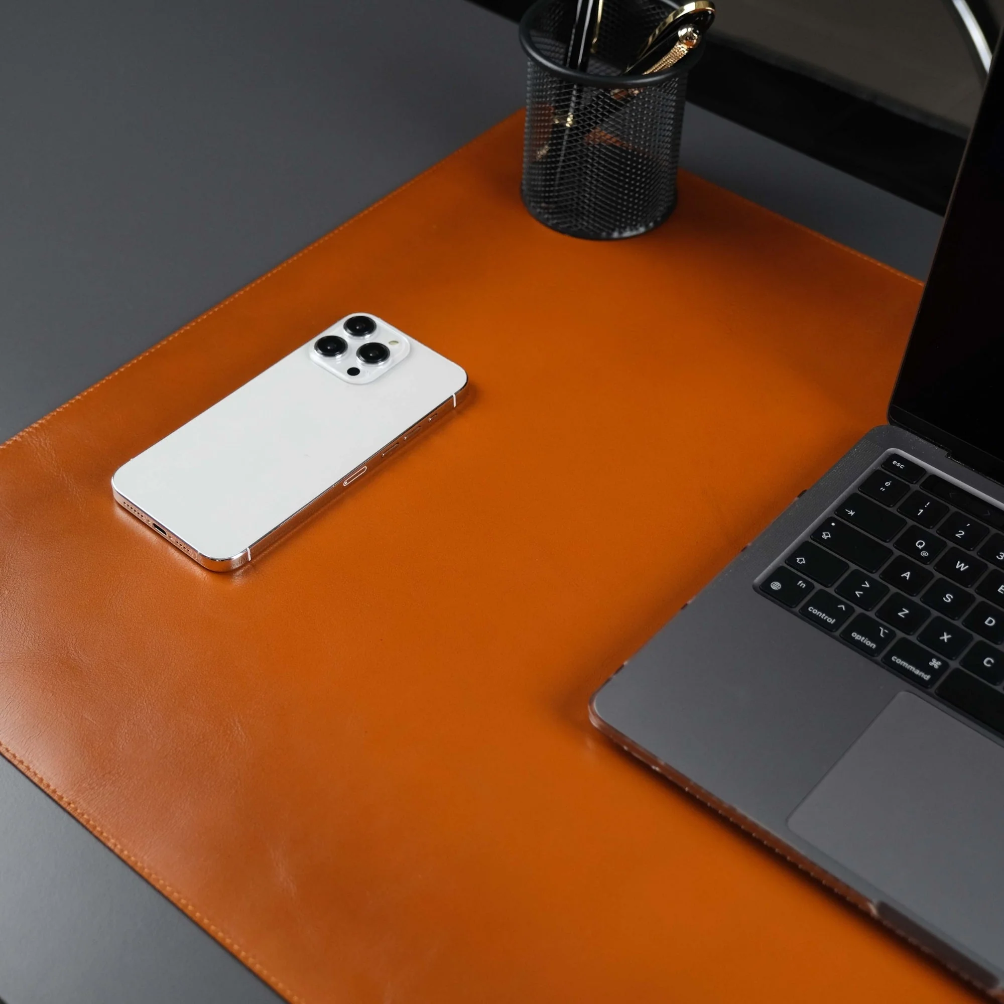 Jersey Tan Leather Desk Pad for Office and Home - Image 2