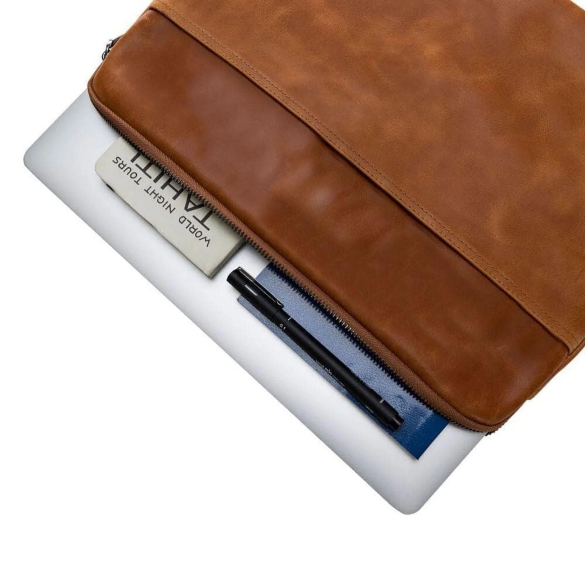 Kemmerer Leather Sleeve for iPad and MacBook - Image 5