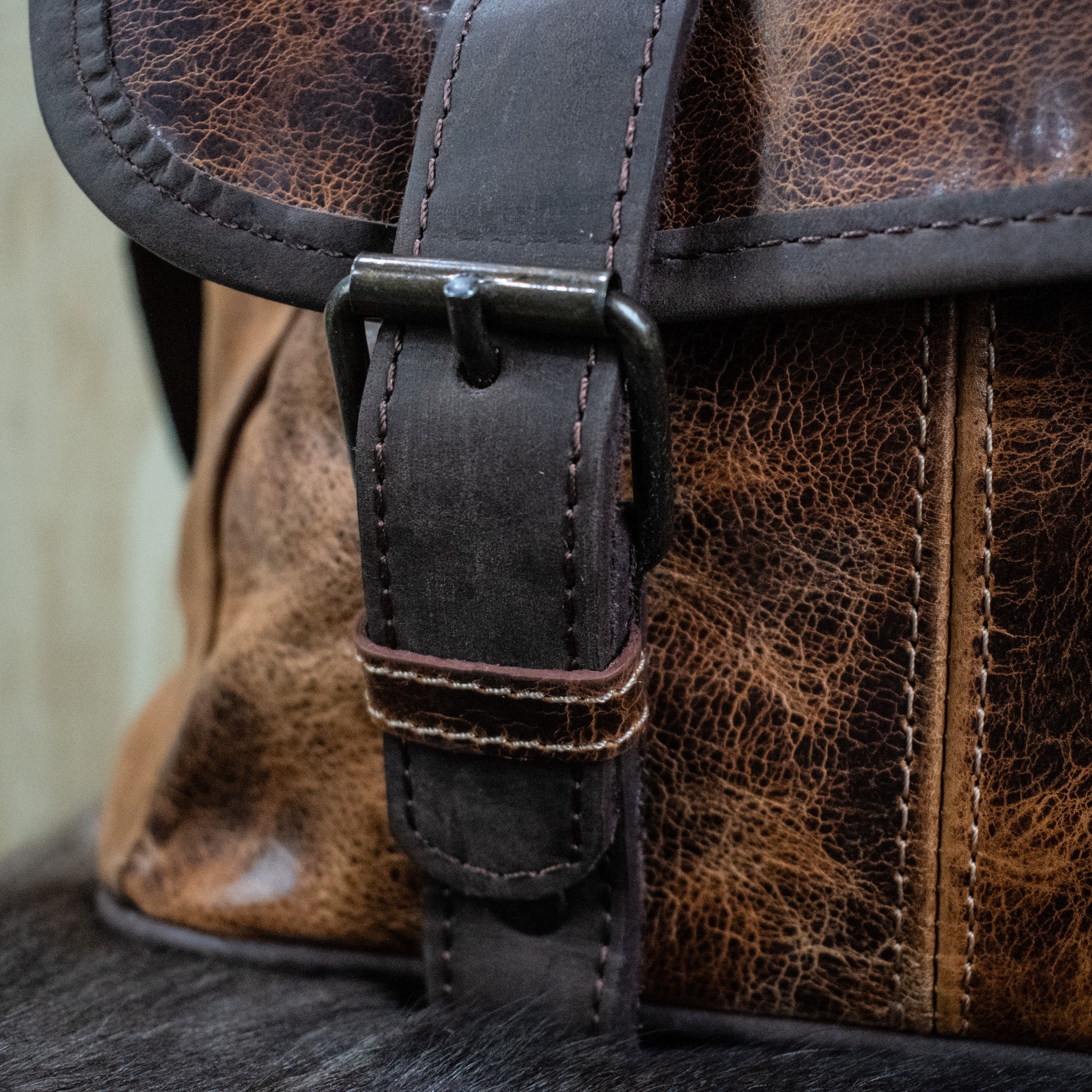 Leather Hide Laptop Bag - Rustic Chestnut and Dark Brown (Buckles) - Image 3