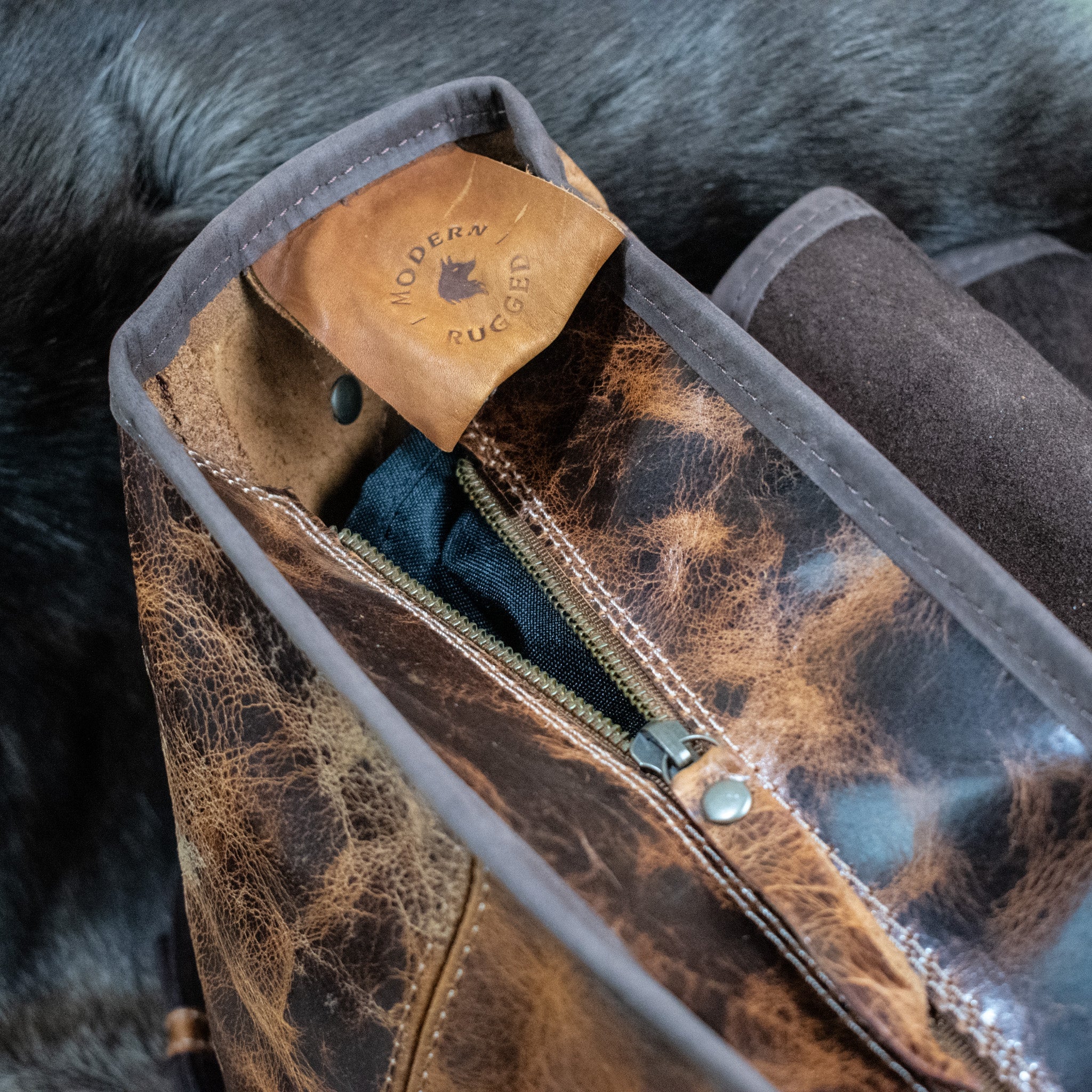 Leather Hide Laptop Bag - Rustic Chestnut and Dark Brown (Buckles) - Image 7