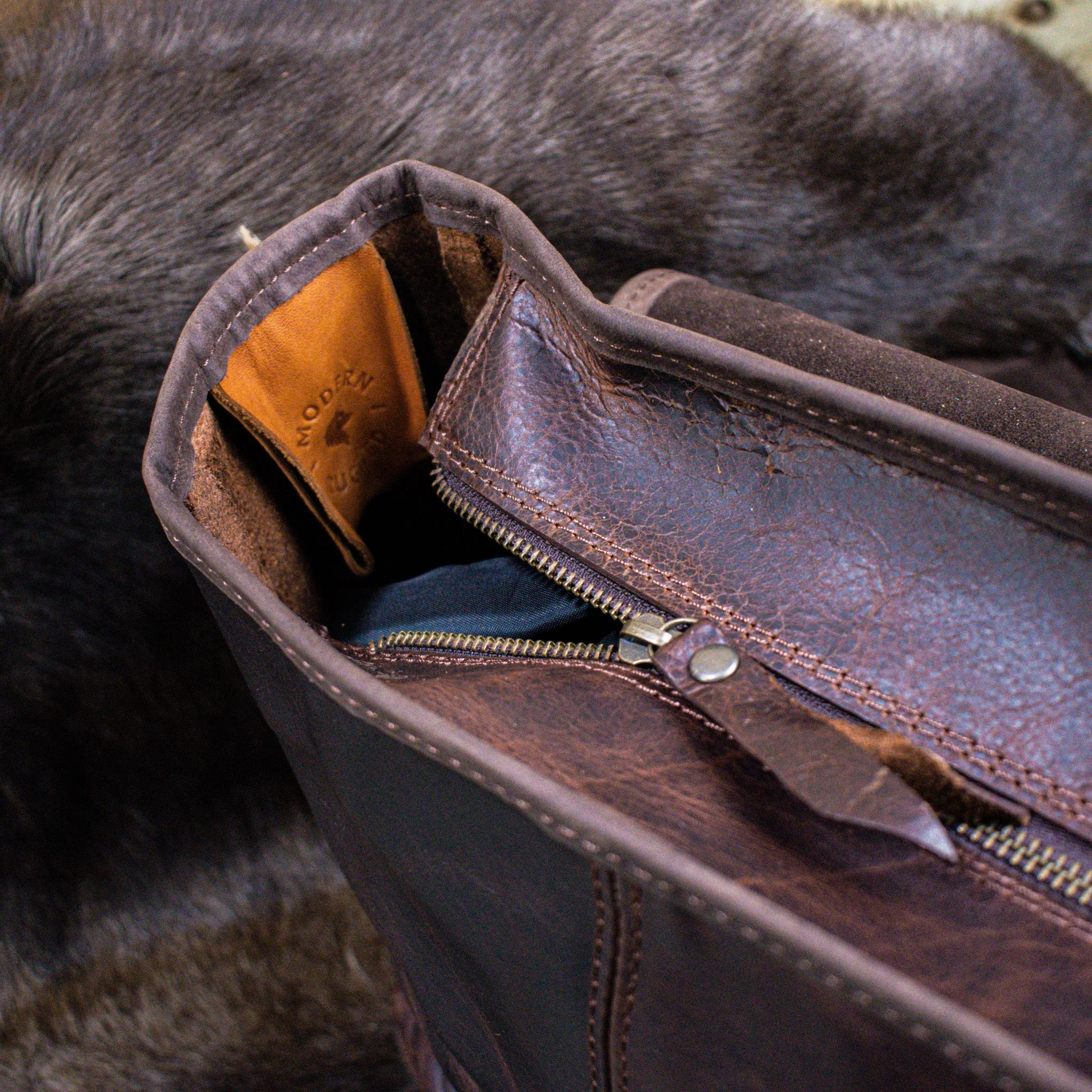 Leather Hide Laptop Bag - Rustic Mahogany and Brown (Clasps) - Image 2