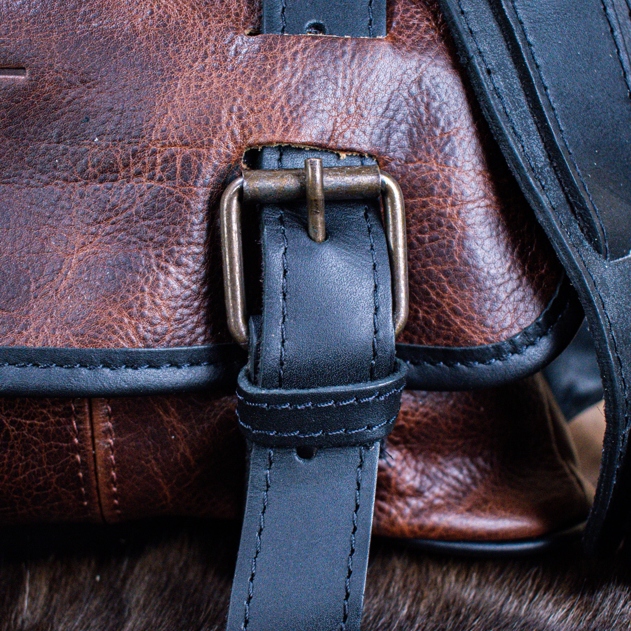 Leather Hide Laptop Bag - Rustic Merlot and Black (Buckles) - Image 2