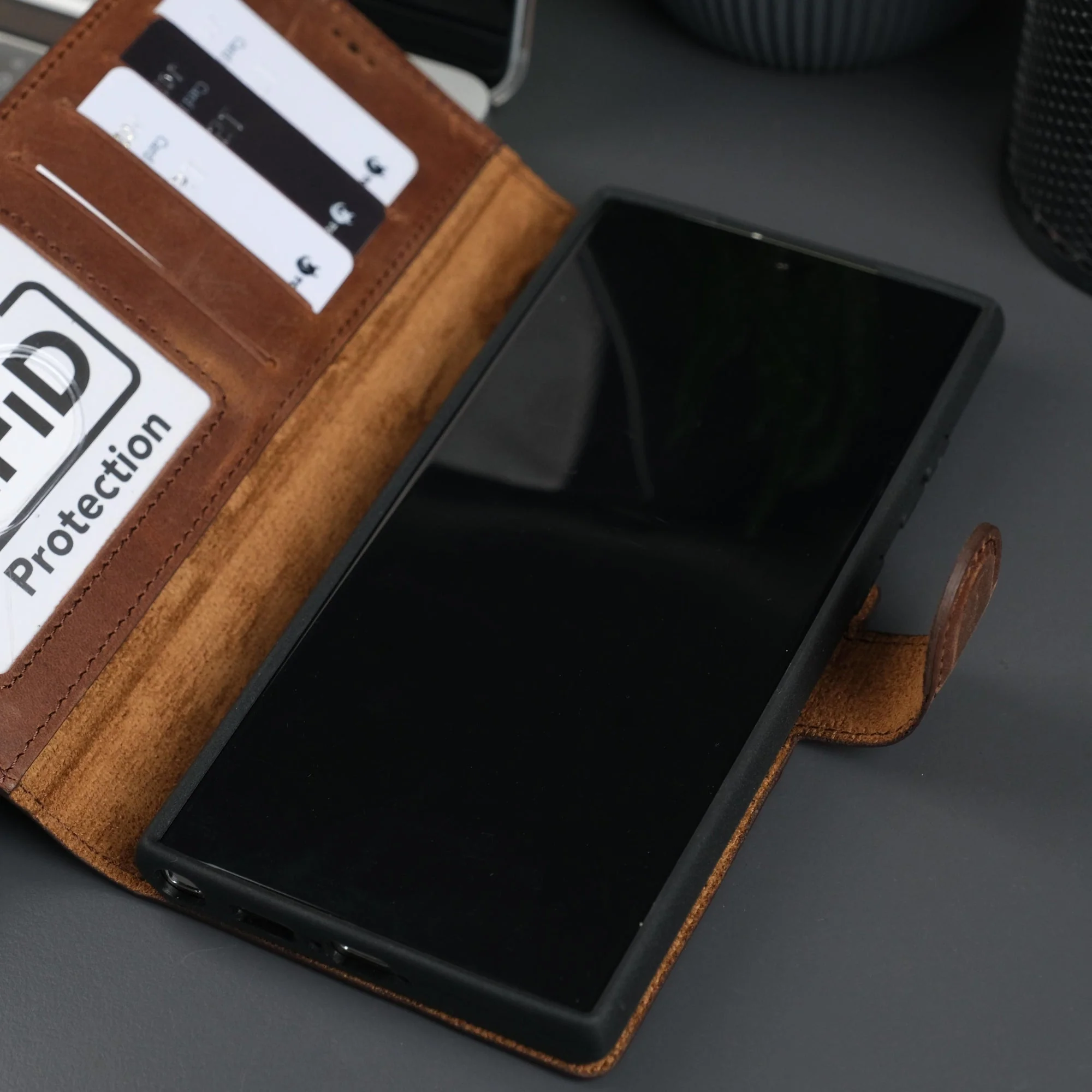 Leather Samsung Galaxy S25 Ultra Wallet Case | Buffalo - Image 9