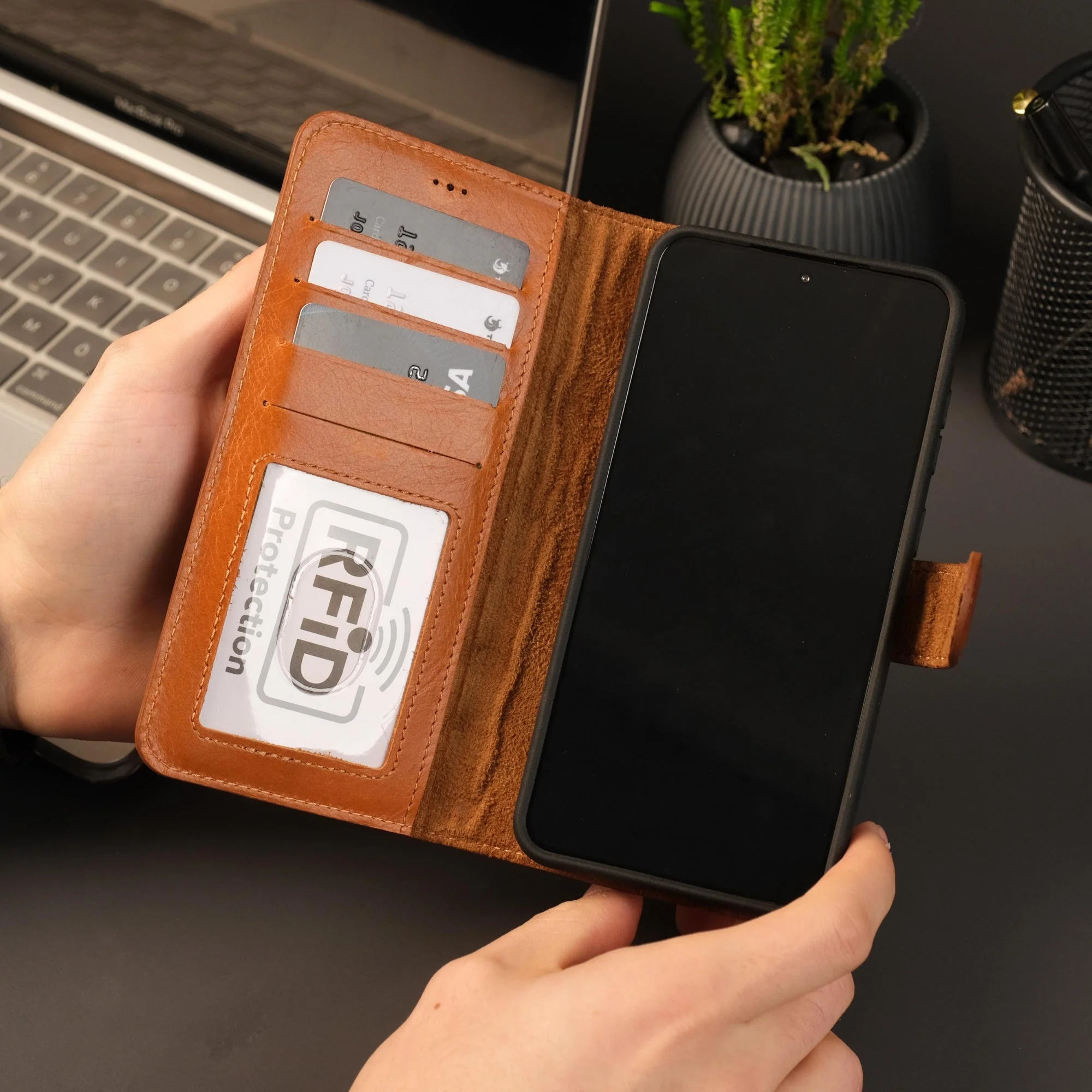 Leather Samsung Galaxy S25 Wallet Case | Buffalo - Image 12