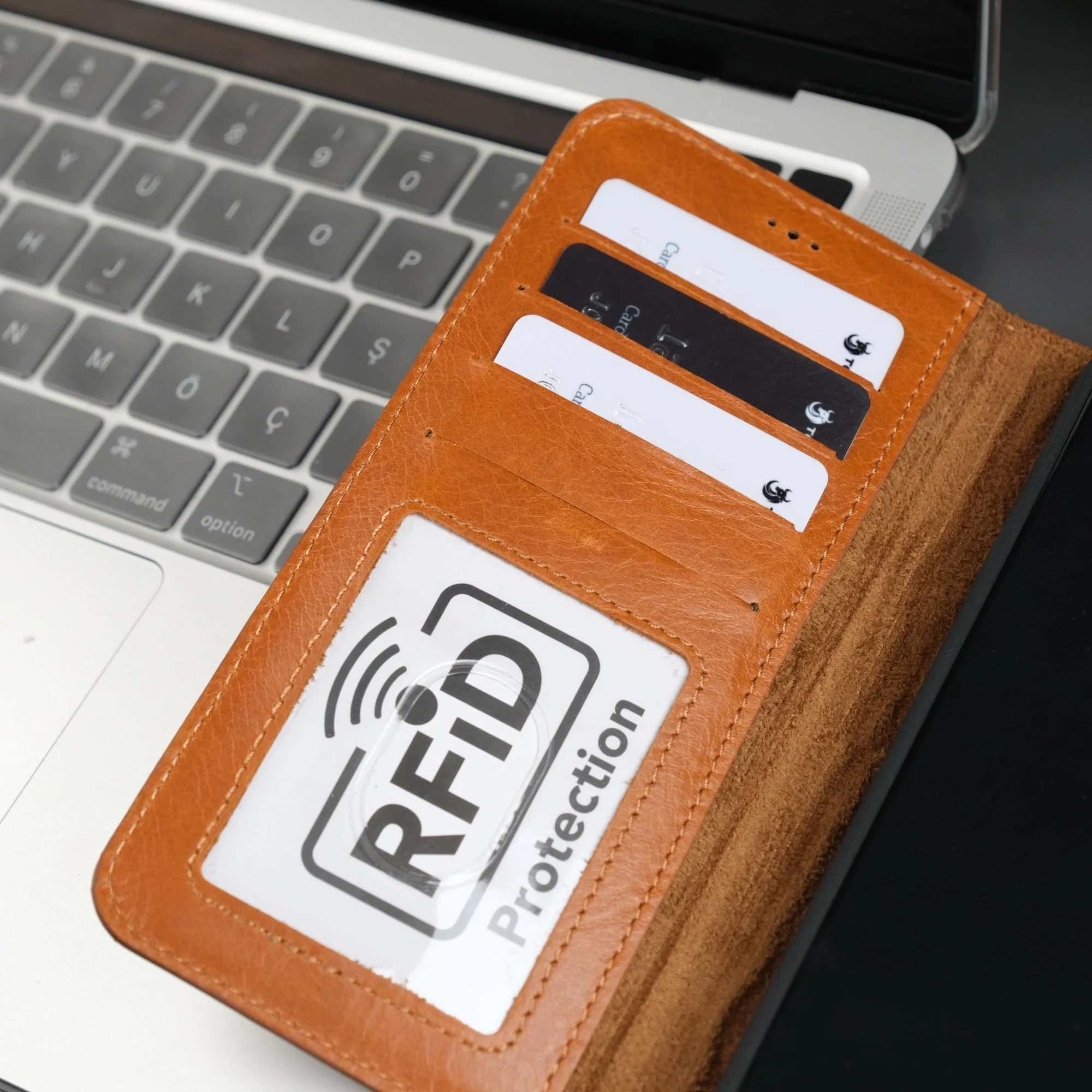 Leather Samsung Galaxy S25 Wallet Case | Buffalo - Image 17