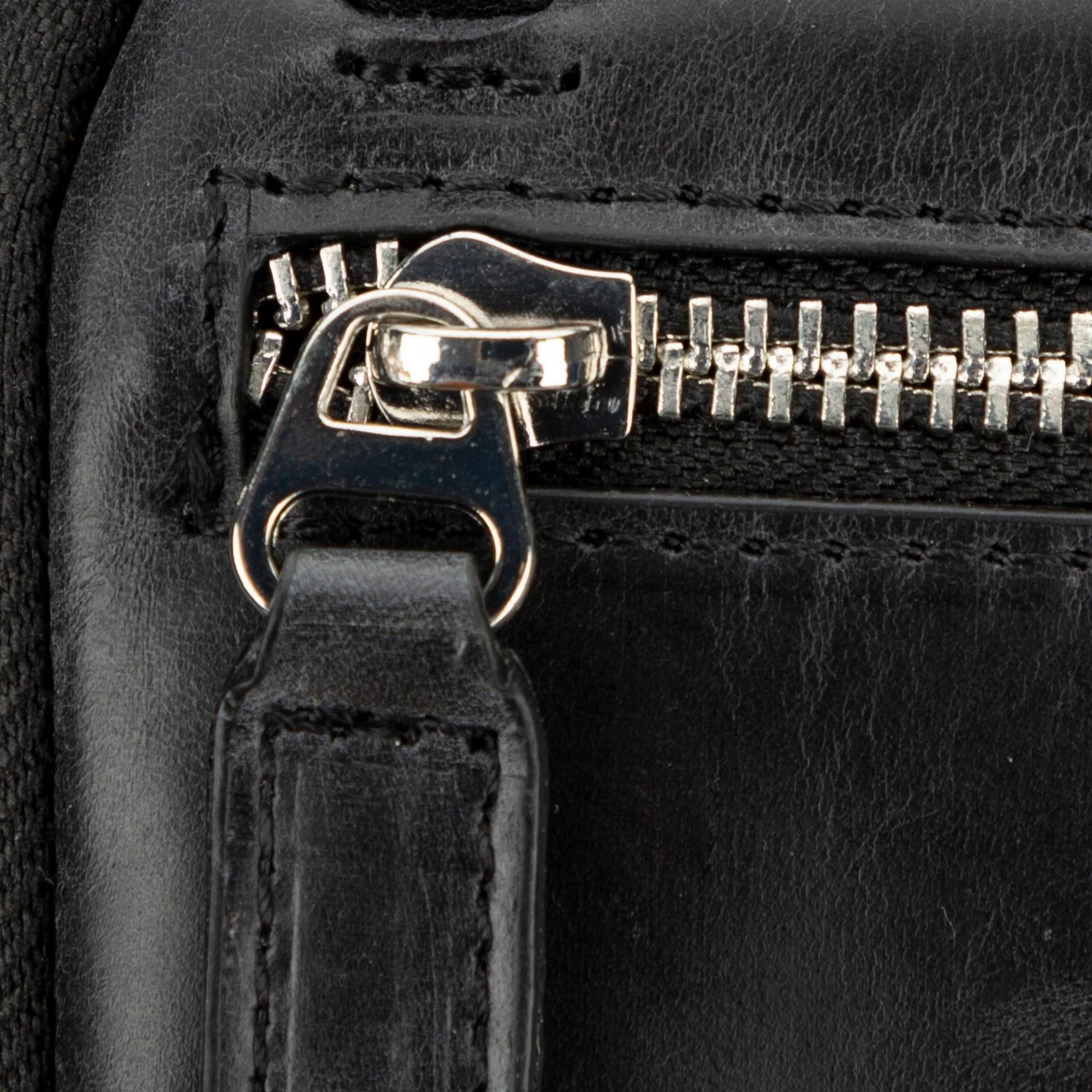Niagara Leather Crossbody Phone Bag for Men - Image 13