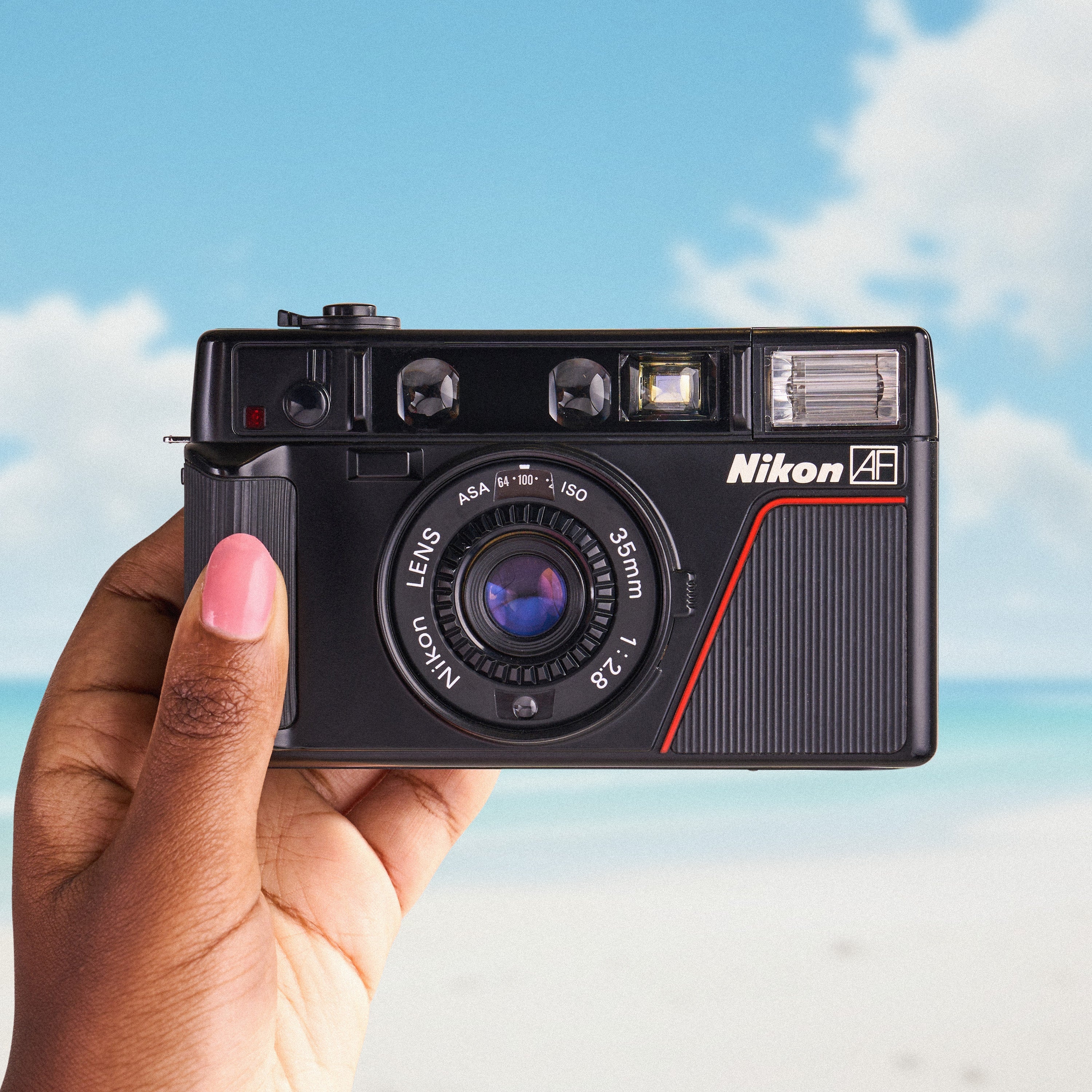 Nikon L35AF "Pikaichi" | 35mm Point and Shoot Film Camera - Image 2